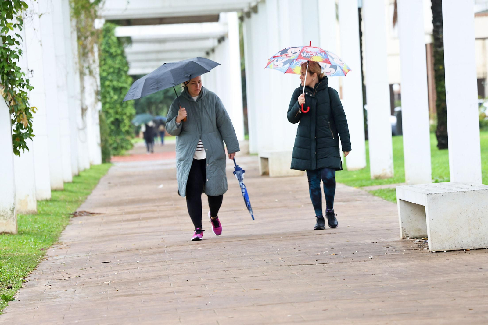 Las imágenes de la mañana de lluvia en Huelva