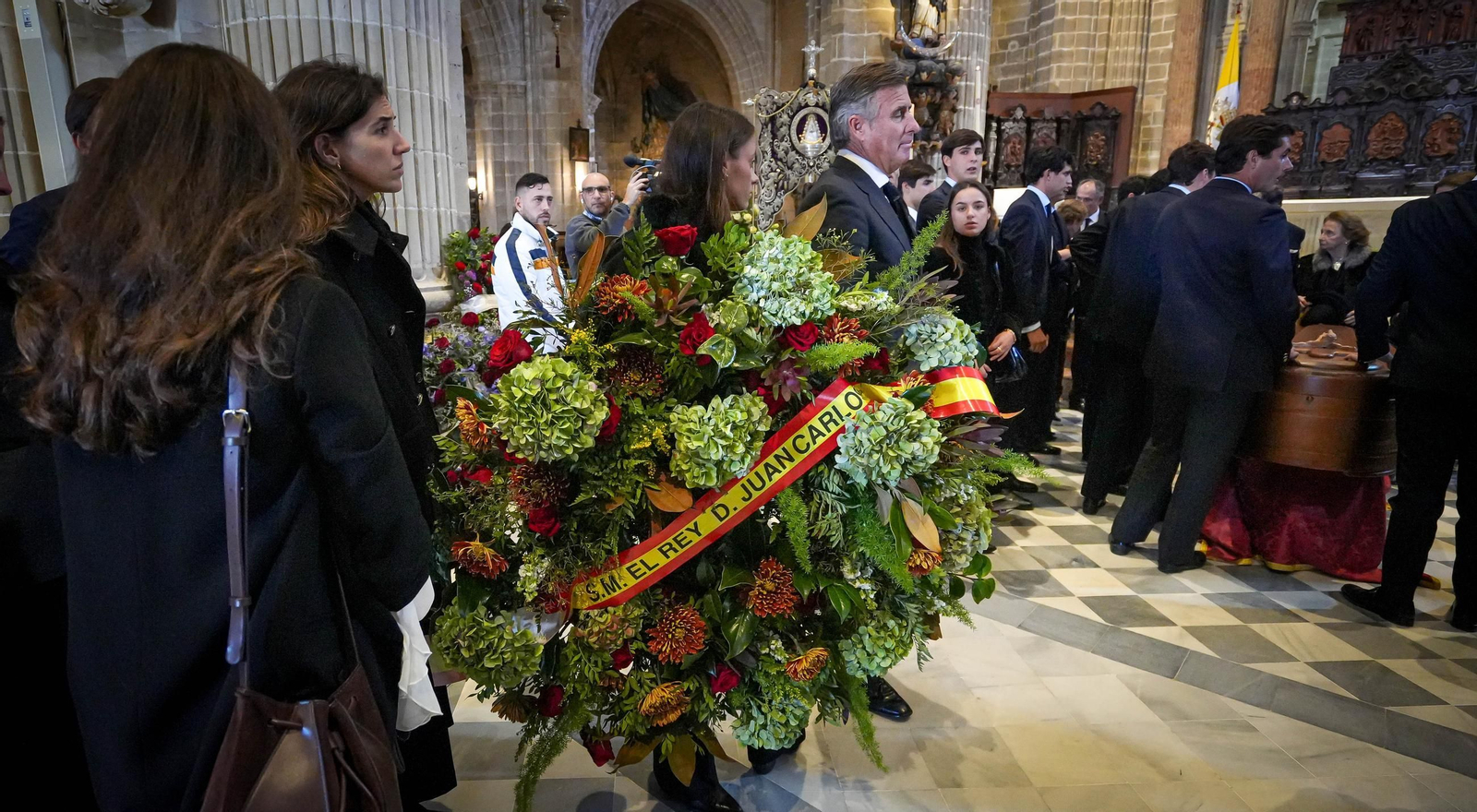 Imágenes del funeral de Álvaro Domecq en la catedral de Jerez