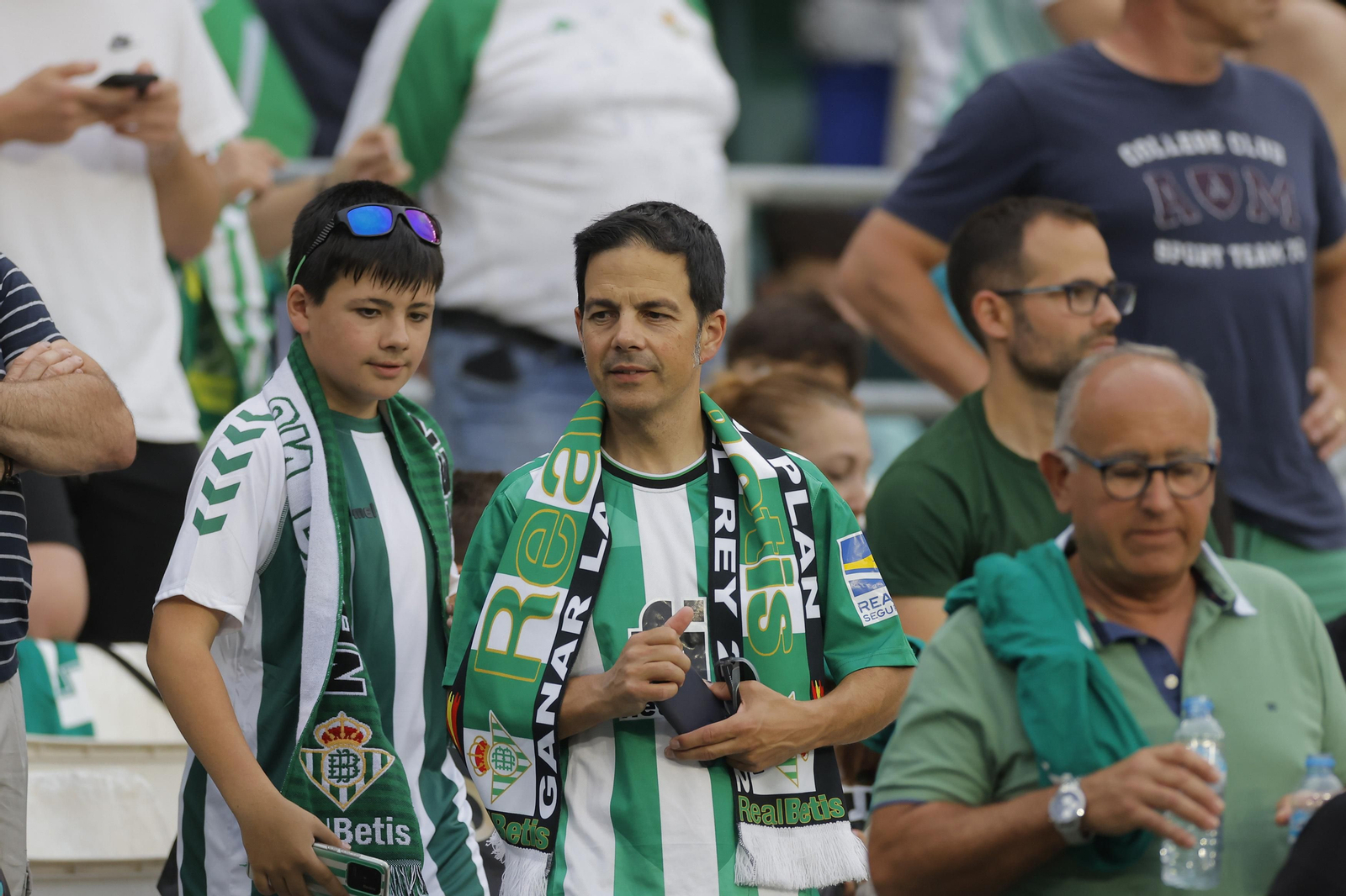 Búscate en las fotos de la despedida de Joaquín