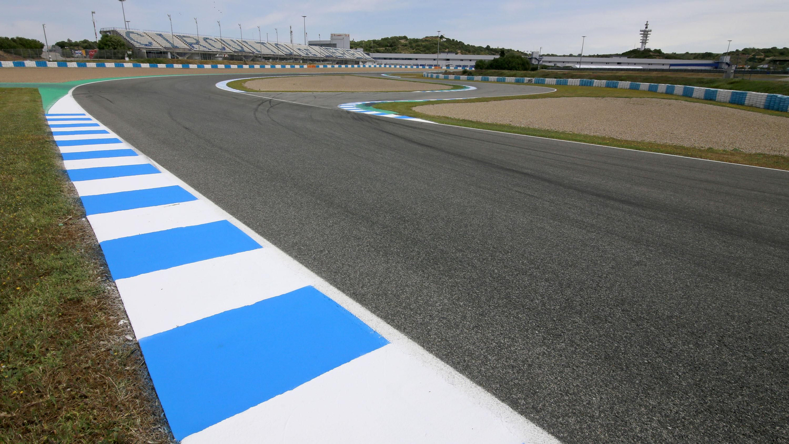 Preparativos en el Circuito de Jerez - Ángel Nieto