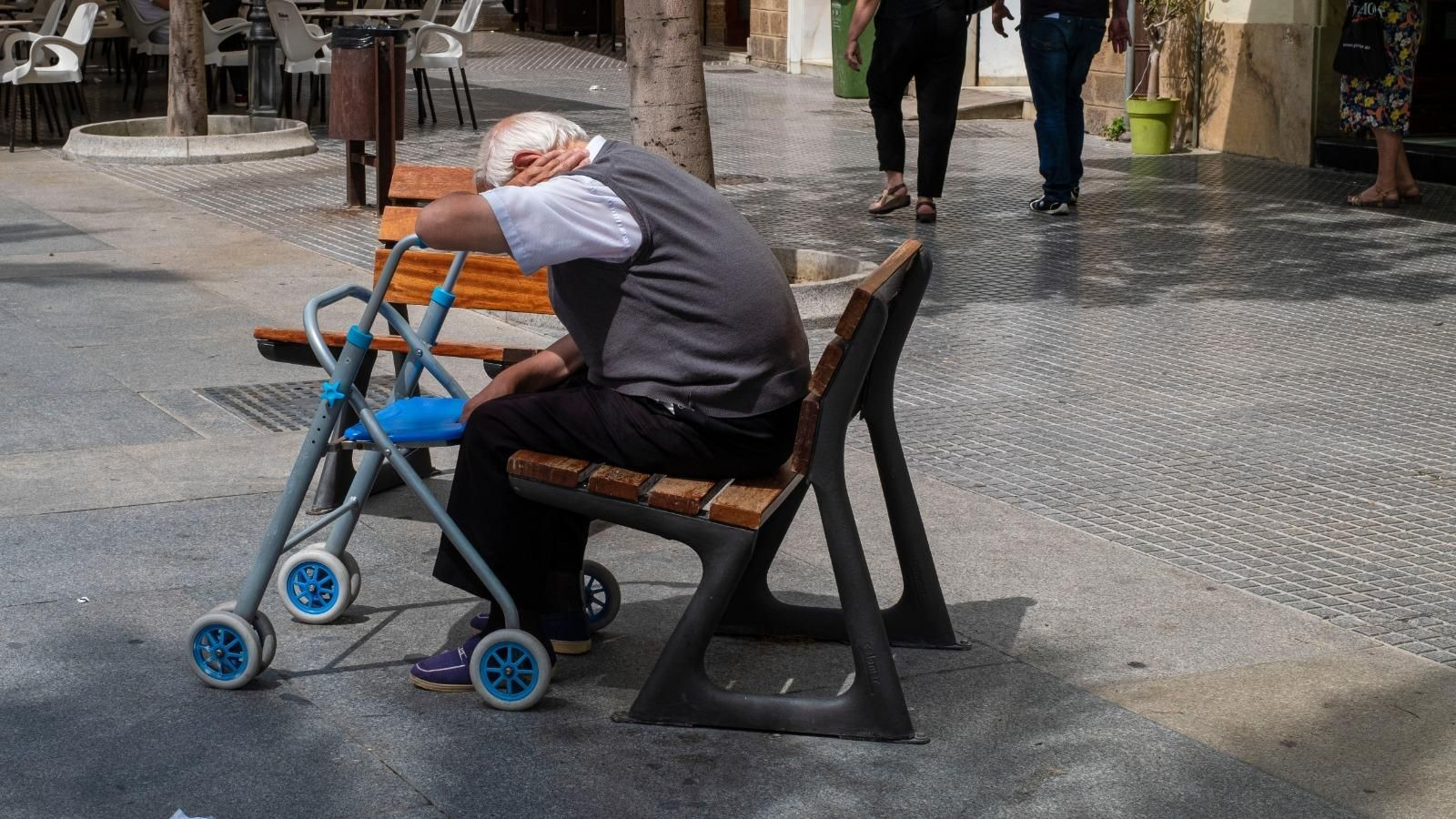 Como en la crisis de 2008, conforme aumente la crisis social, se prevé un aumento en el número de suicidios.