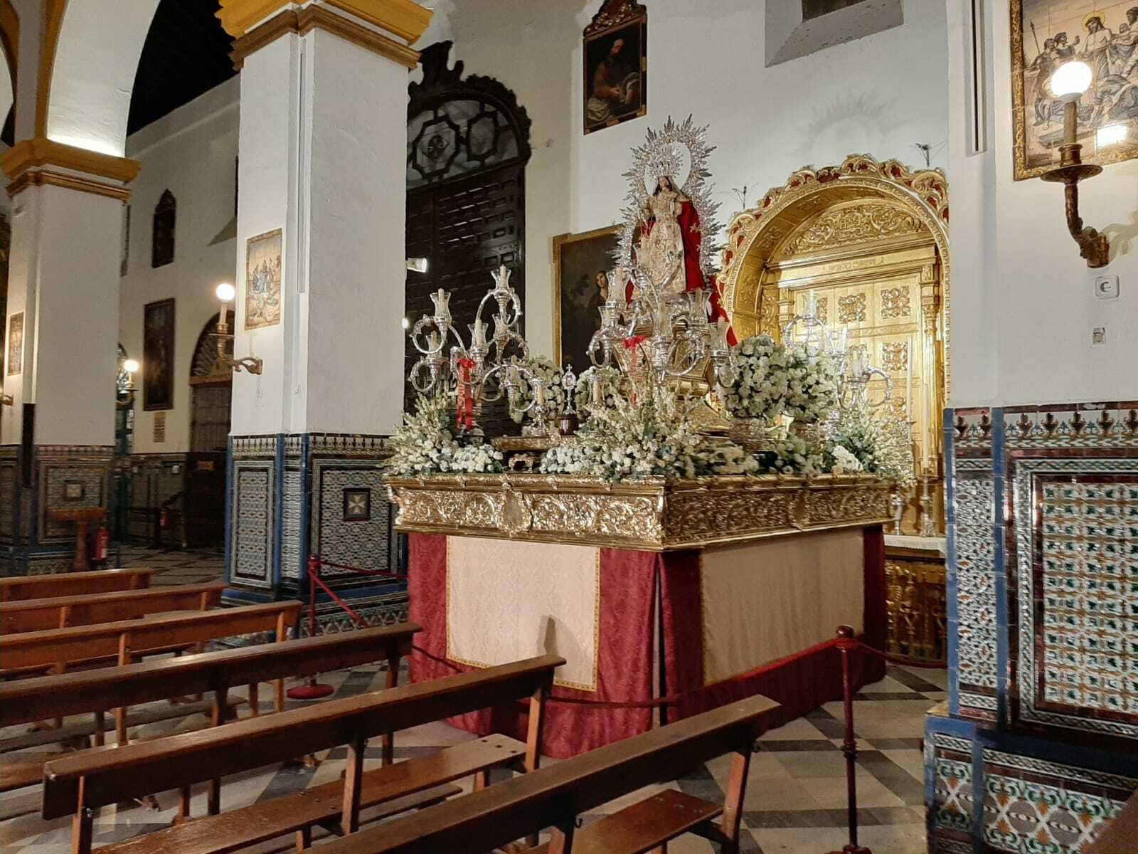 La Virgen de Montemayor en su paso procesional