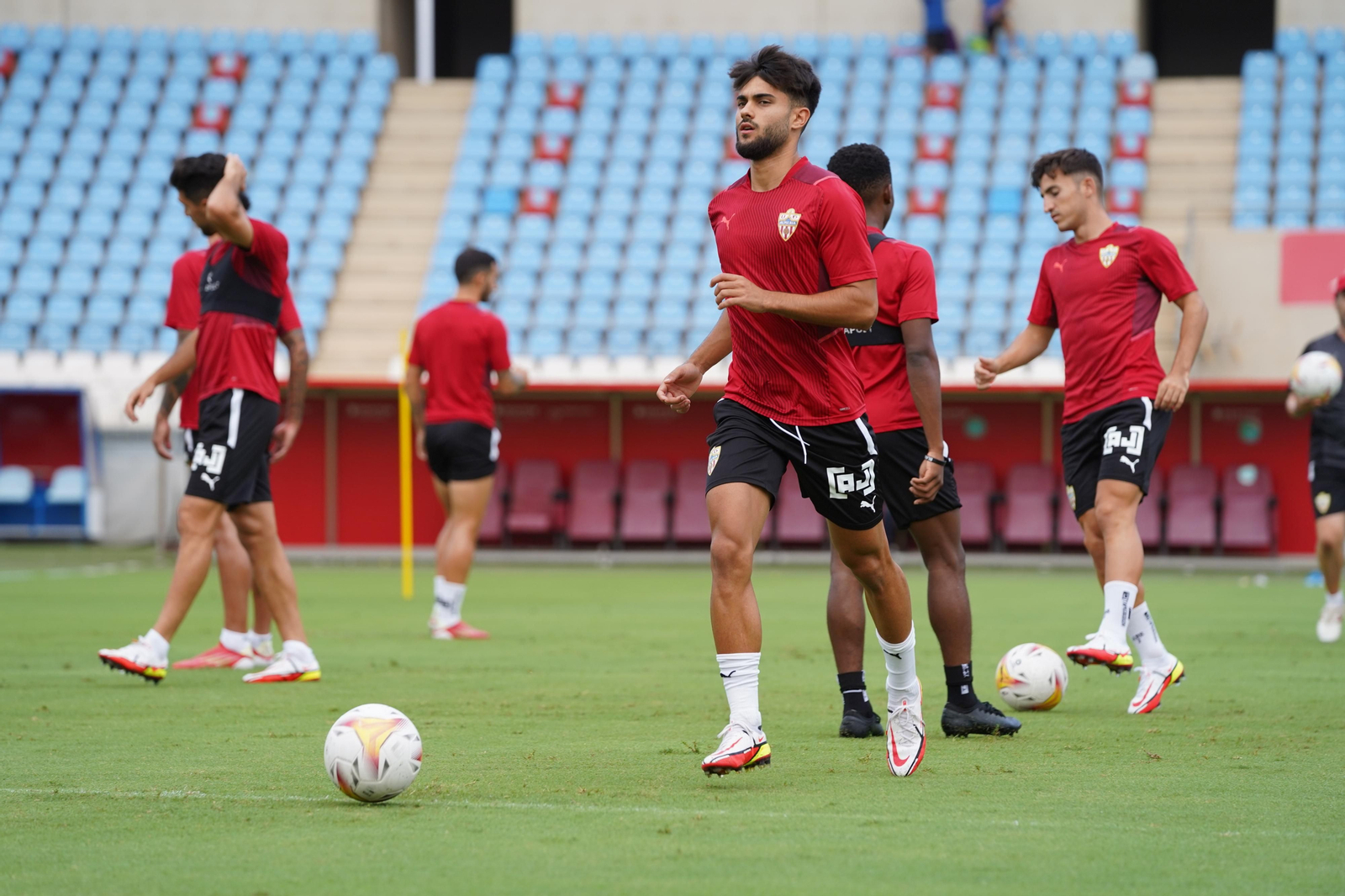 Fotogalería del entrenamiento del Almería, jueves 19