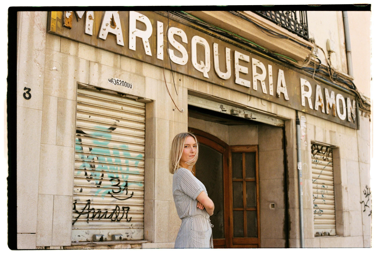 La periodista madrileña Beatriz Serrano se estrena en la novela con 'El descontento'.