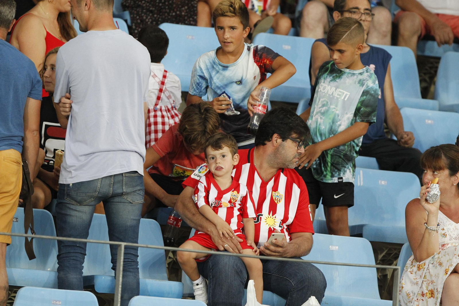 Fotogalería partido fútbol U.D. Almería-S.D. Huesca