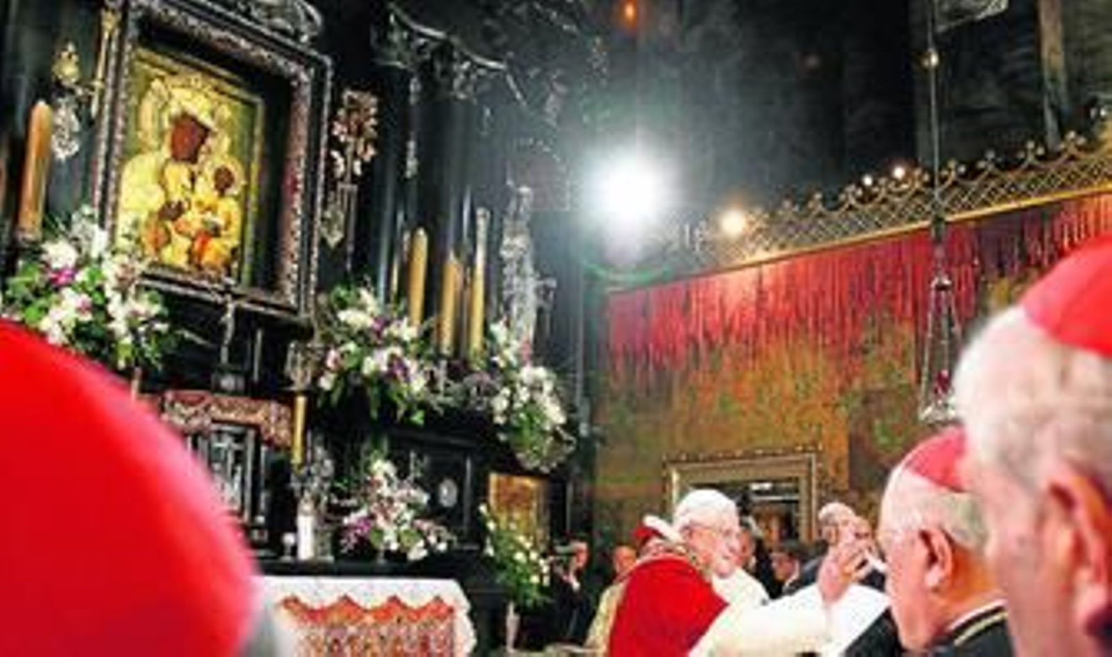 Imagen del cuadro de la Virgen de Czestochowa en Polonia.