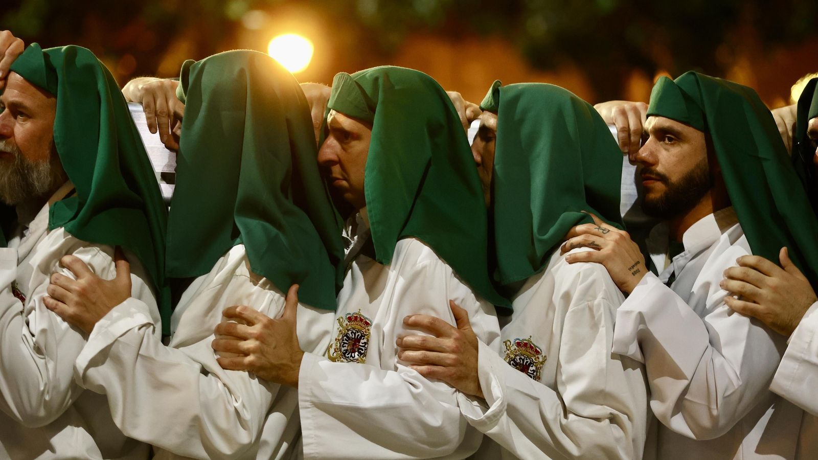 La Esperanza en su procesión del Jueves Santo en Málaga, en fotos La Esperanza en su procesión del Jueves Santo en Málaga, en fotos