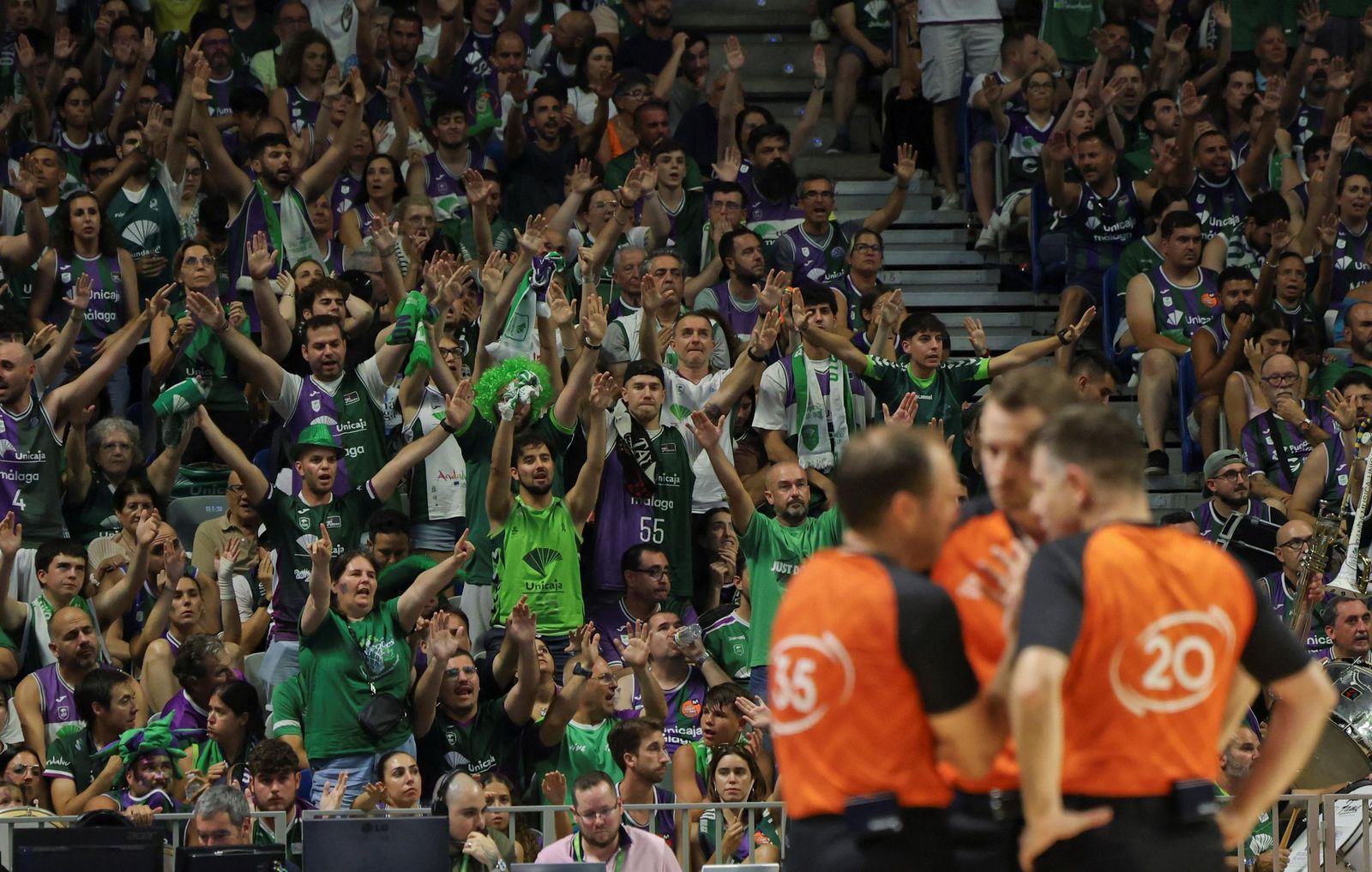 Piel de gallina con el adiós del Carpena al Unicaja