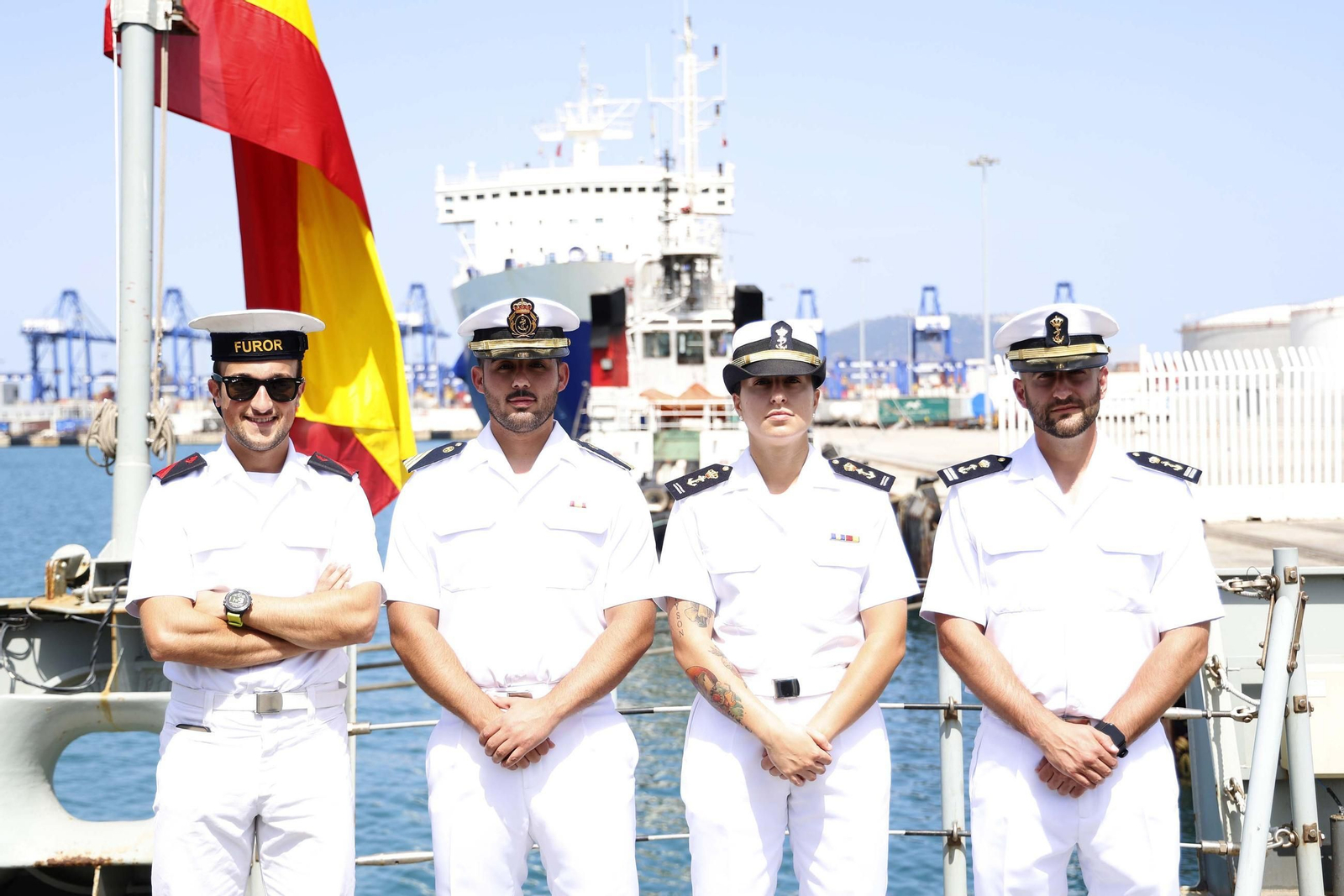 Las fotografías de la visita del buque de la Armada "Furor" al Puerto de Algeciras