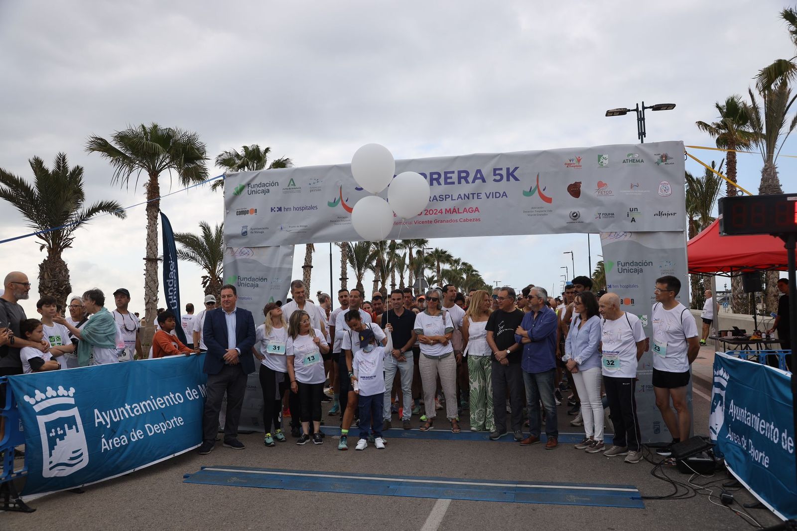 Las fotos de la 3ª carrera solidaria Memorial Vicente Granados en Málaga