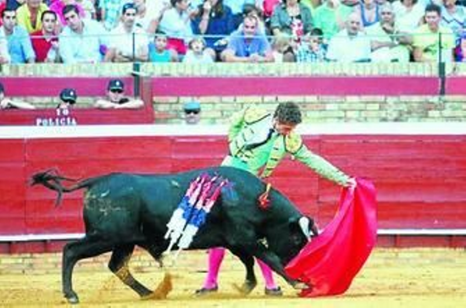 David de Miranda y Alejandro Pavón en su primera salida a hombros de La Merced.