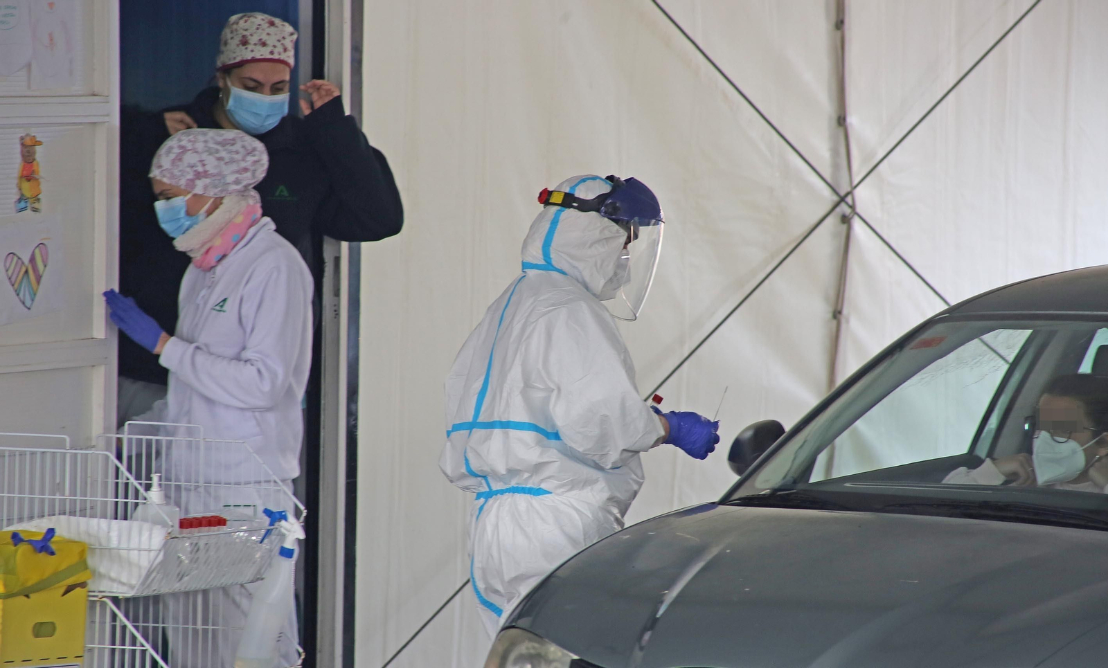 Coronavirus:Intensa jornada de pruebas PCR en el Hospital de Jerez