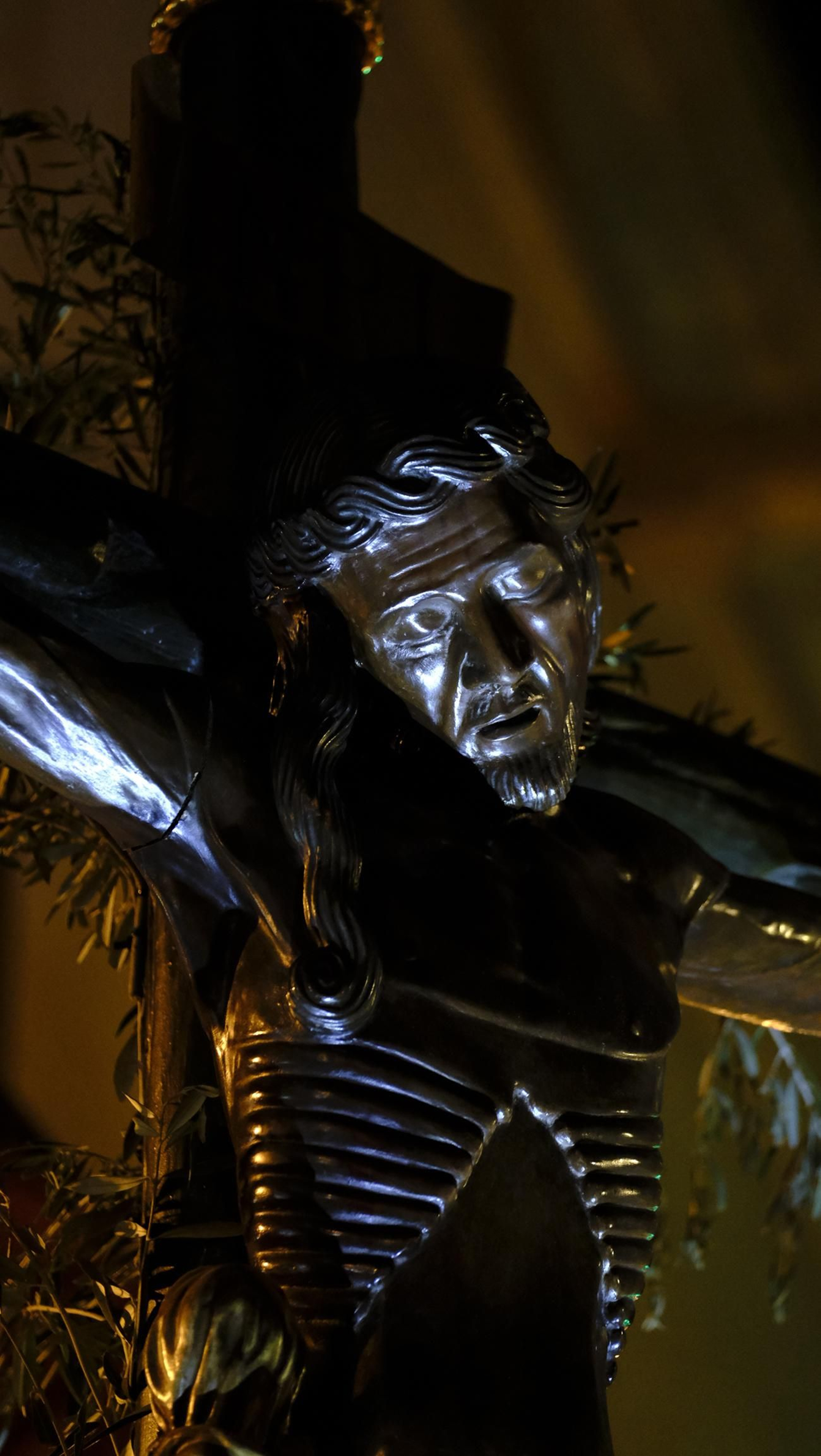 Vía Crucis del Cristo de la Escucha en la Semana Santa de Almería 2025