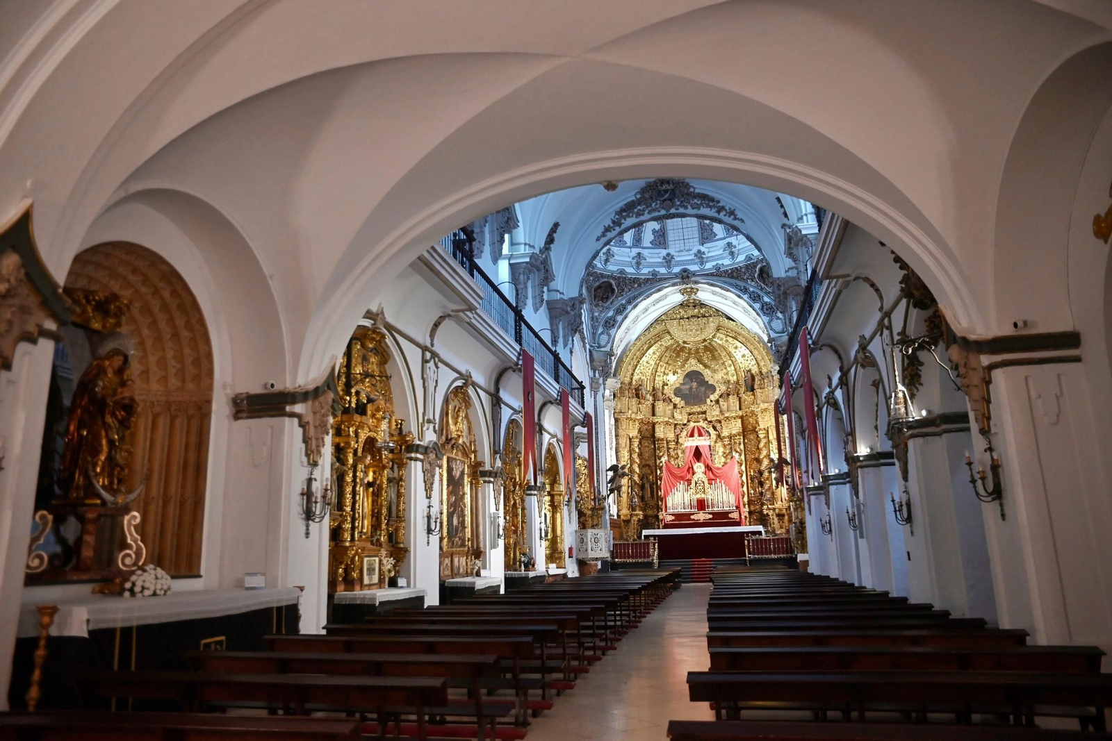 Un paseo en fotografías por la inconfundible iglesia de San Francisco de Córdoba