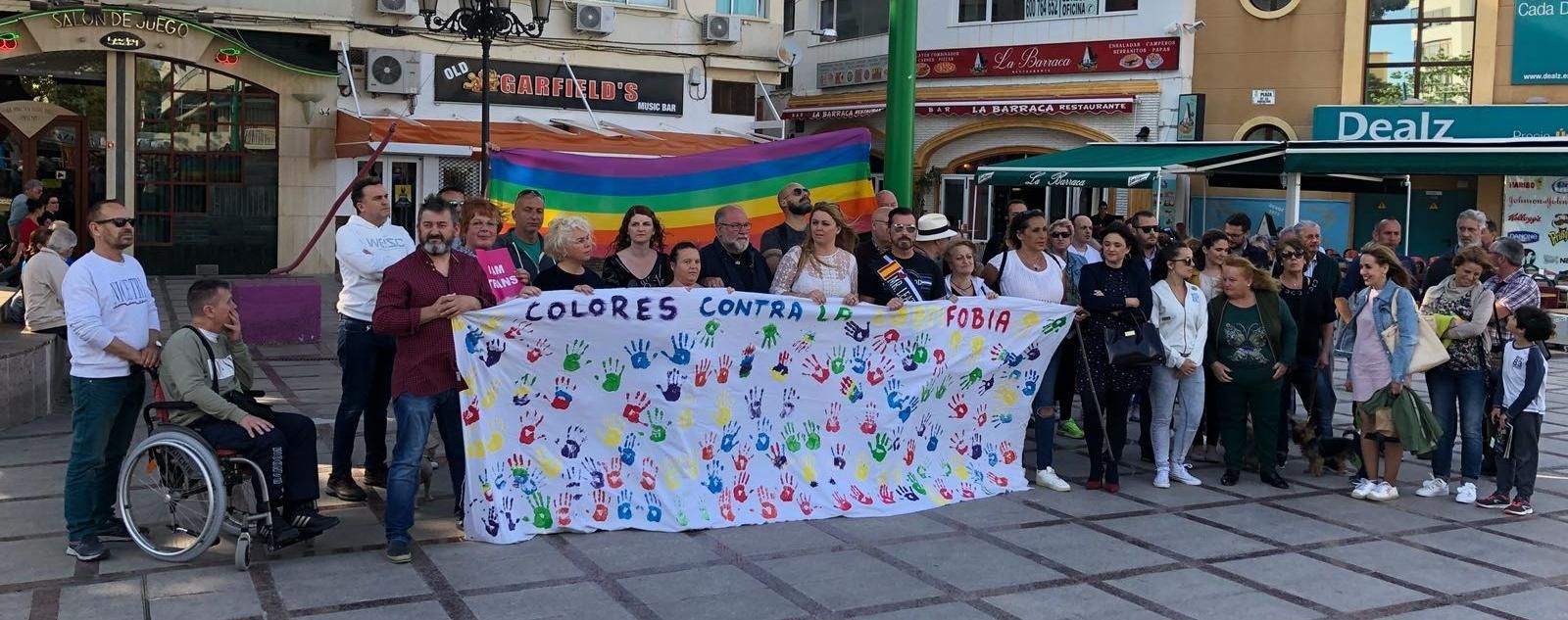 Un momento de la concentración organizada ayer en Torremolinos.