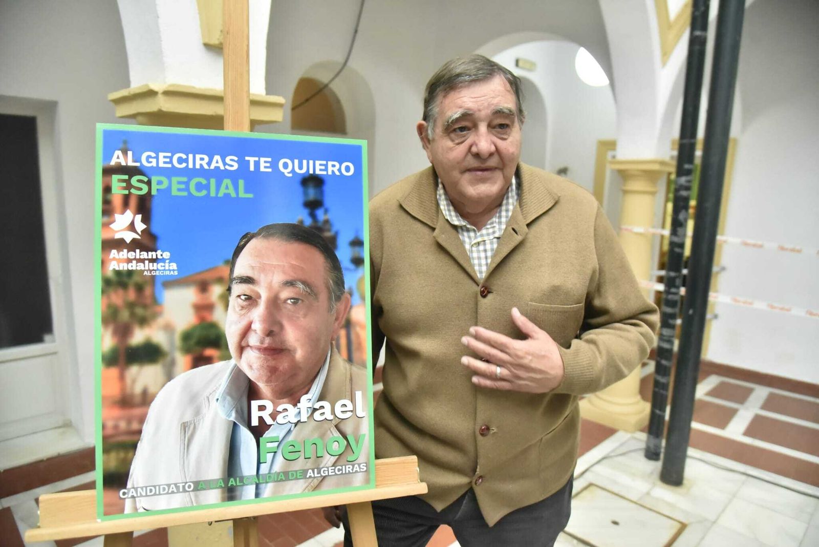 Presentación de Rafael Fenoy.