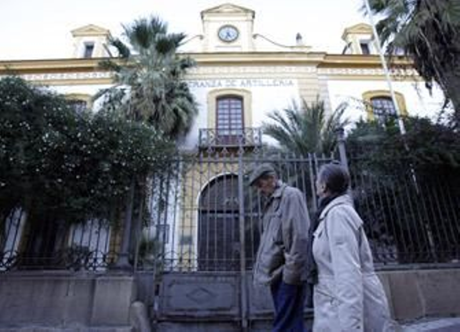 Espadas censura las salidas improvisadas de La Caixa para no quedar mal por el Caixafórum