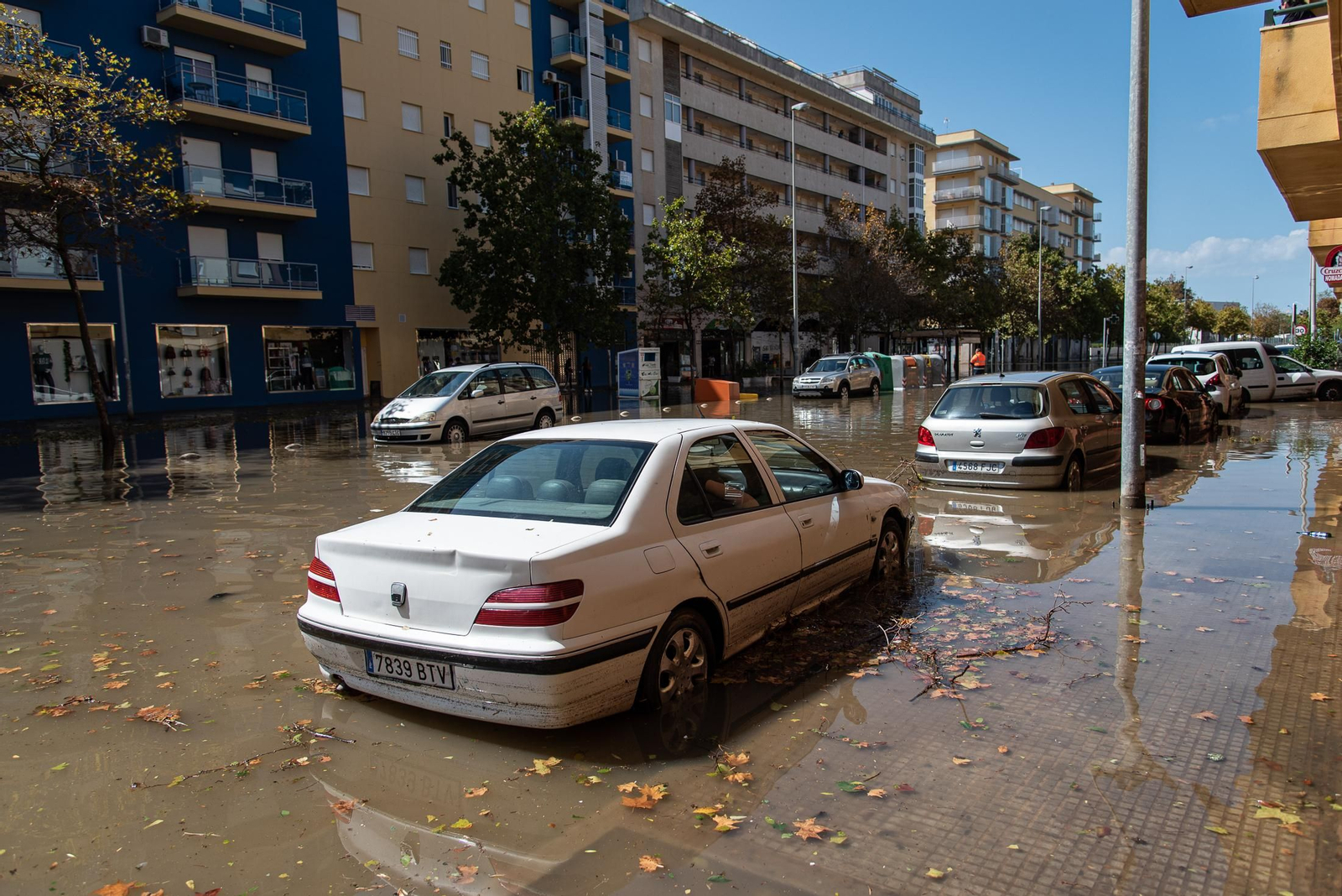 Imágenes de las inundaciones causadas por la lluvia en Isla Cristina