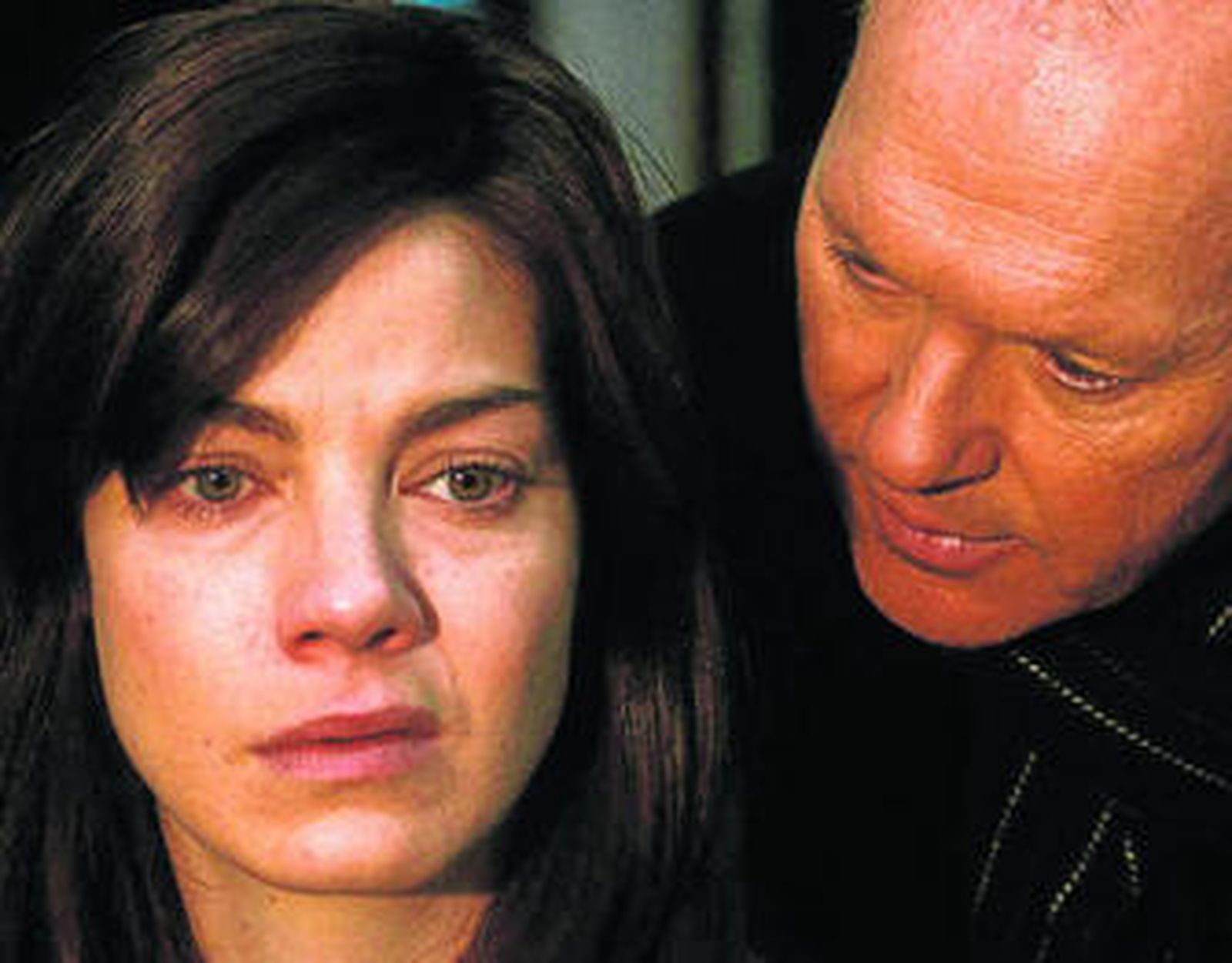 Audreymania: 'Sola en la oscuridad' + 'Charada'