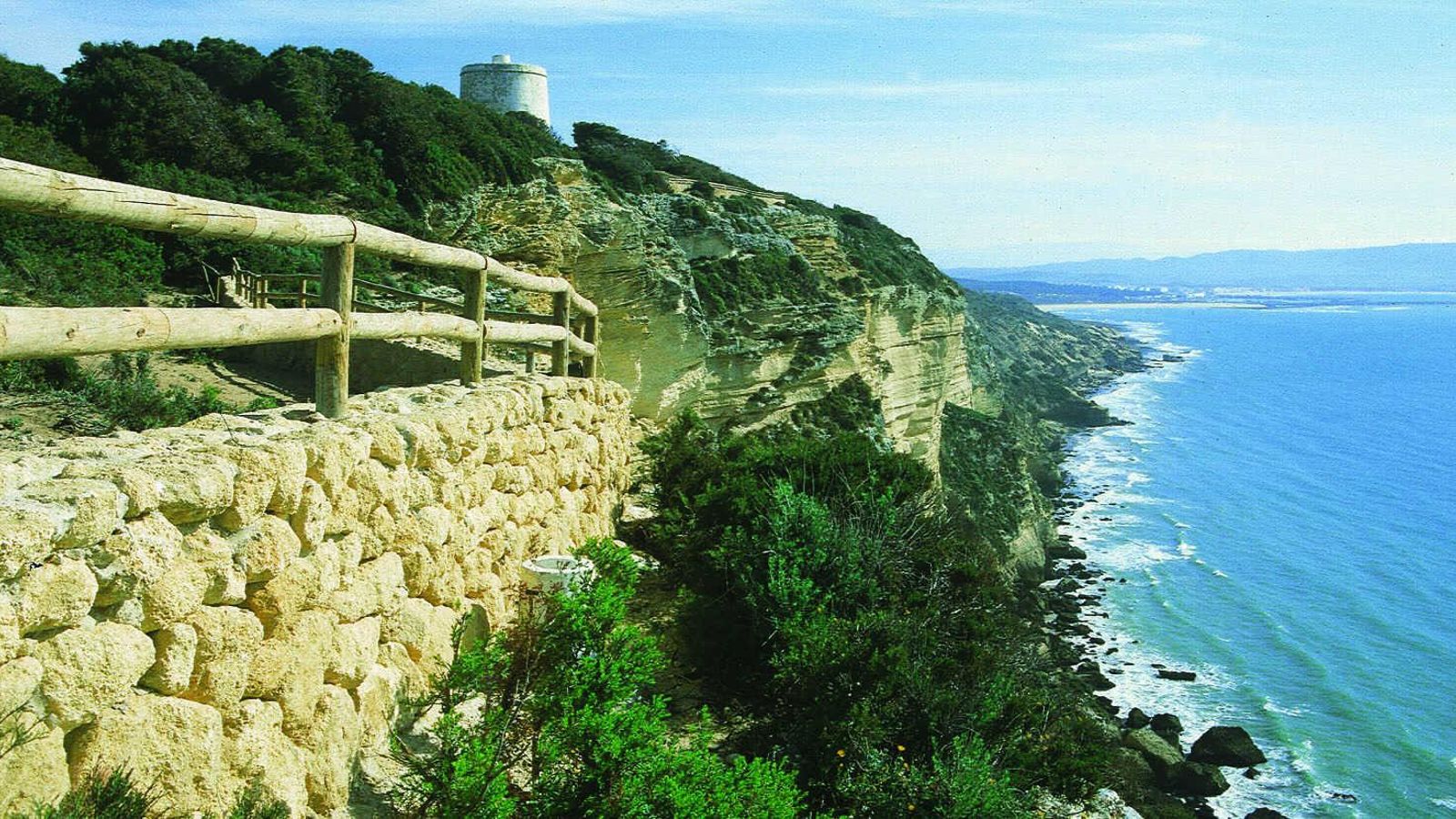 Acantilados en el Parque Natural de la Breña