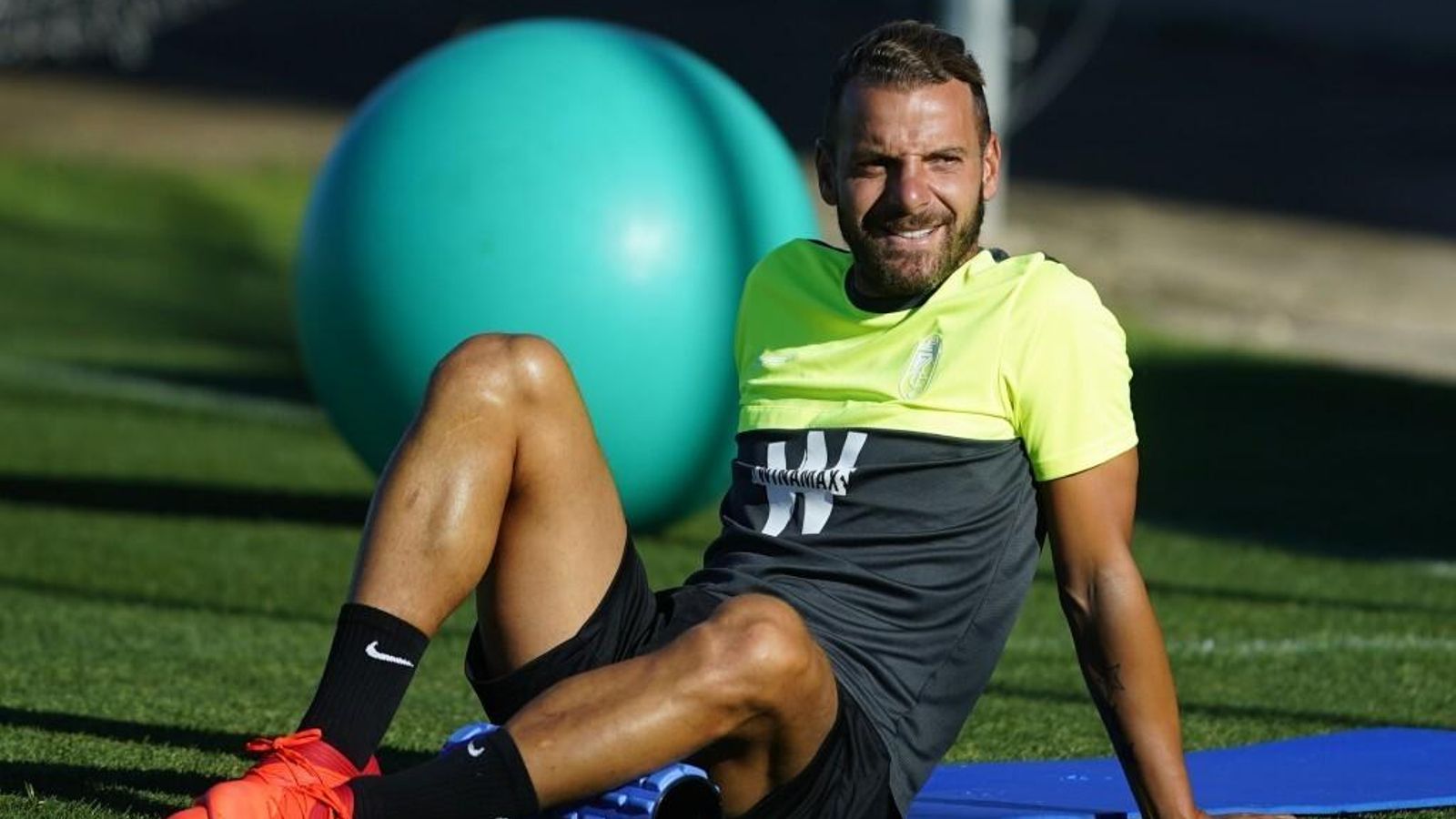 Roberto Soldado es, junto a Antoñín, el único delantero de la plantilla de Diego Martínez.