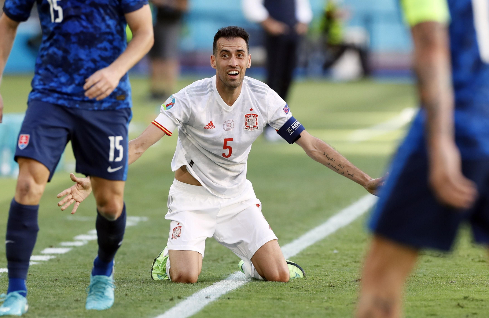 Sergio Busquets, en un momento del partido ante Eslovaquia.