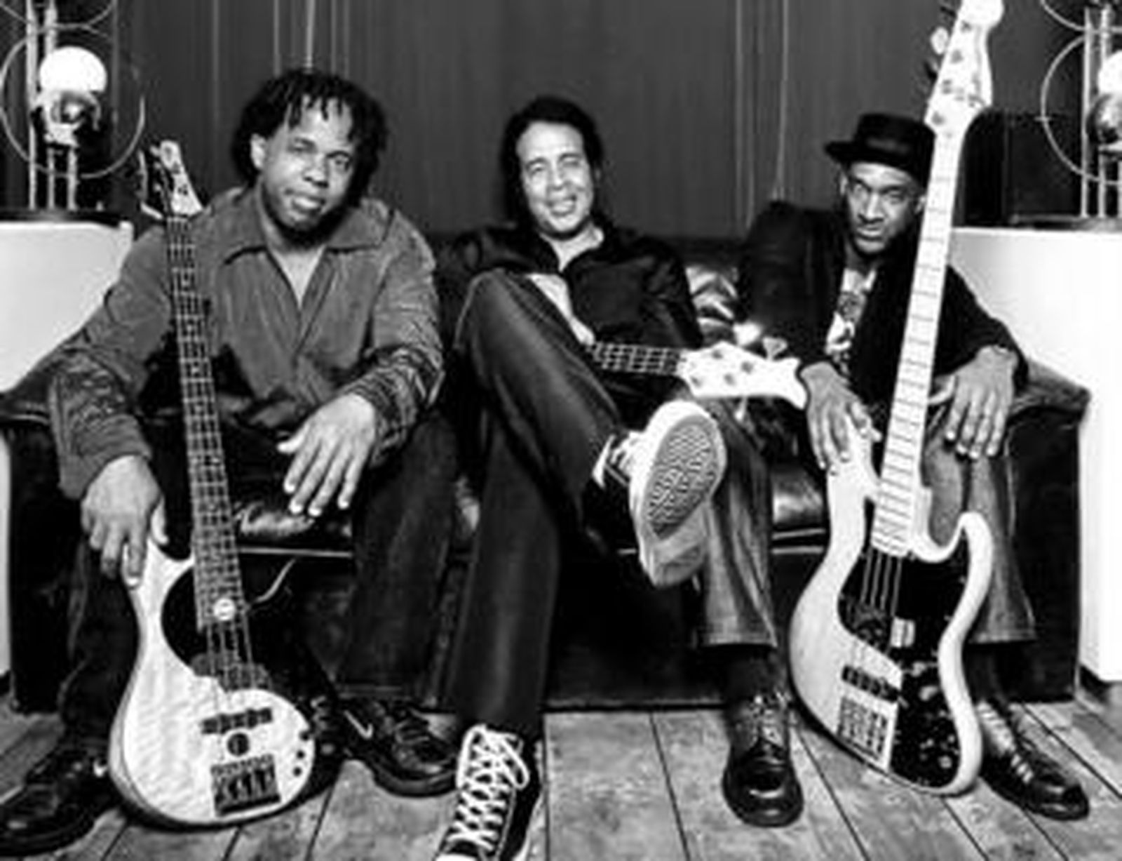 Los tres bajistas cerrarán su gira mundial con su actuación en el Festival de Jazz de Almería.