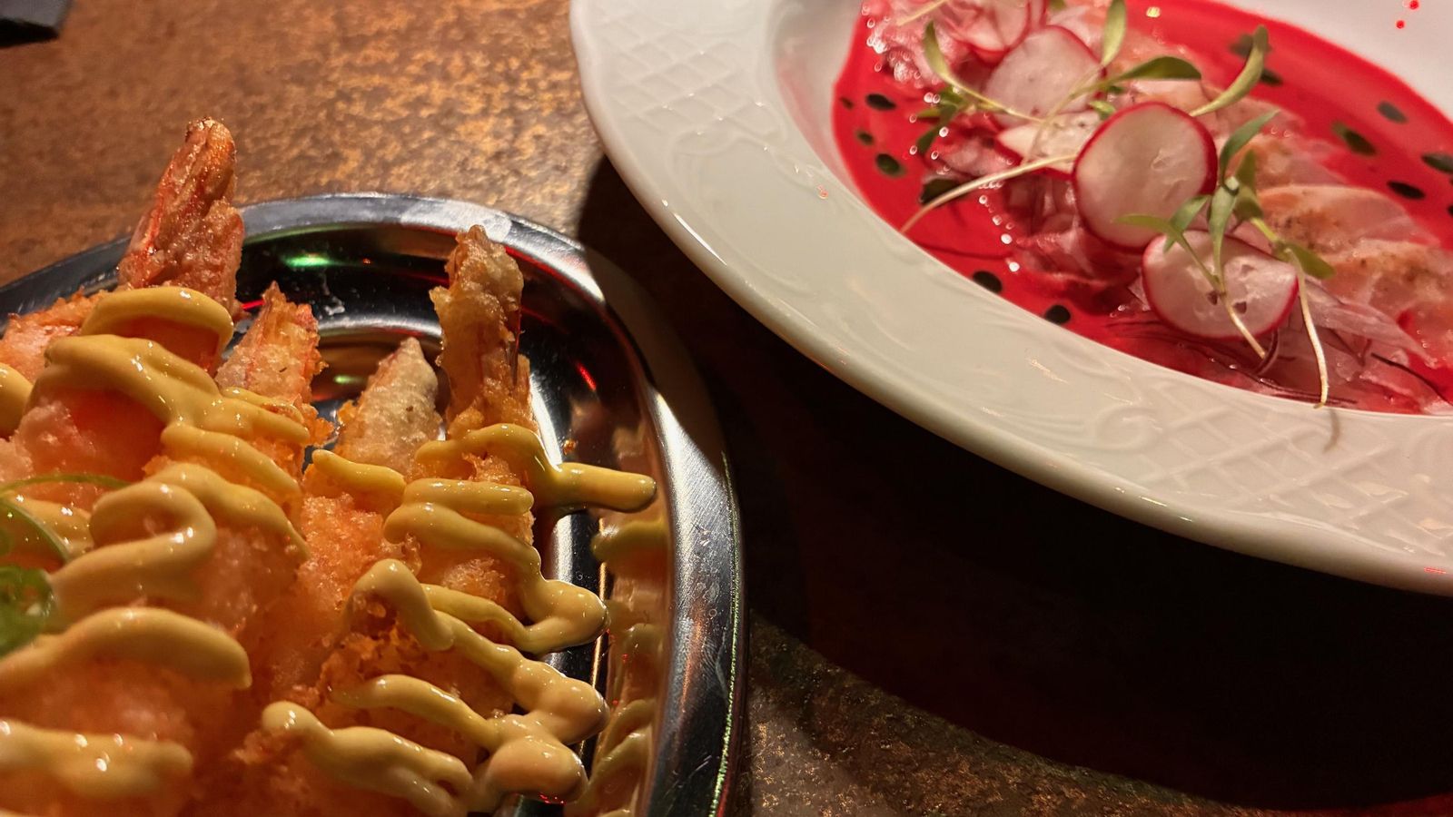 La carta tiene una clara inspiración asiática.