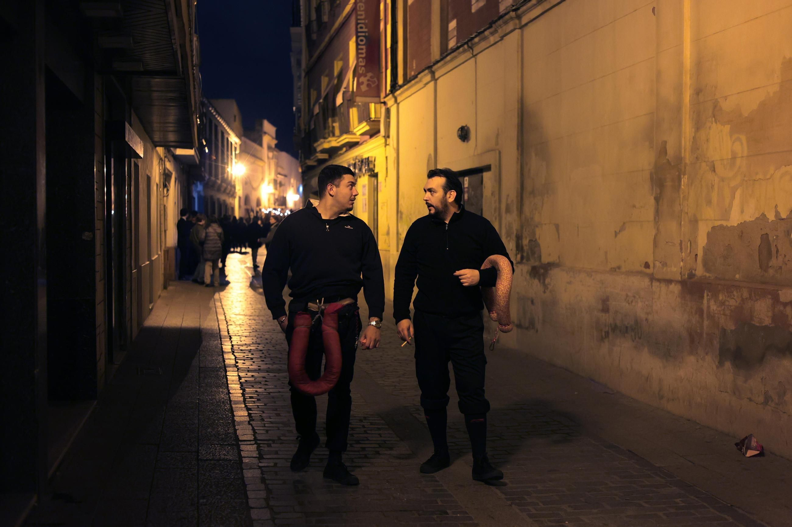 Imágenes de las Hermandades de la madrugada del Viernes Santo en Jerez 2025