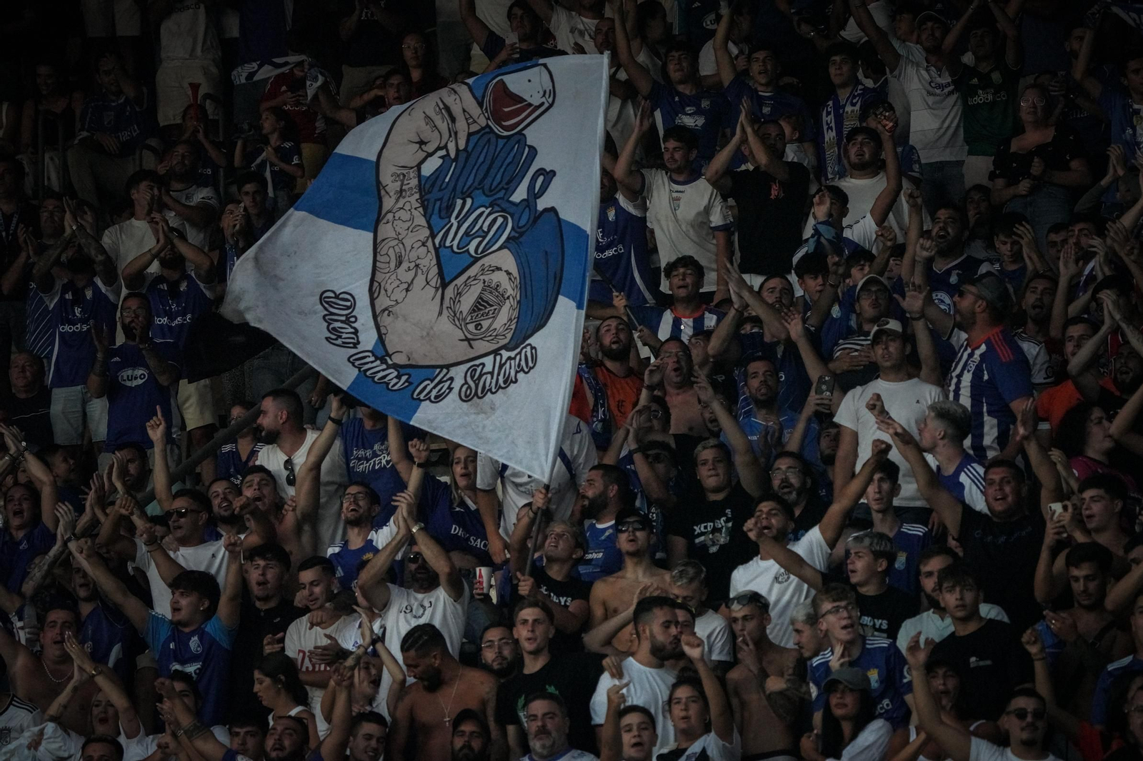 Búscate en el del partido del Xerez CD - UCAM