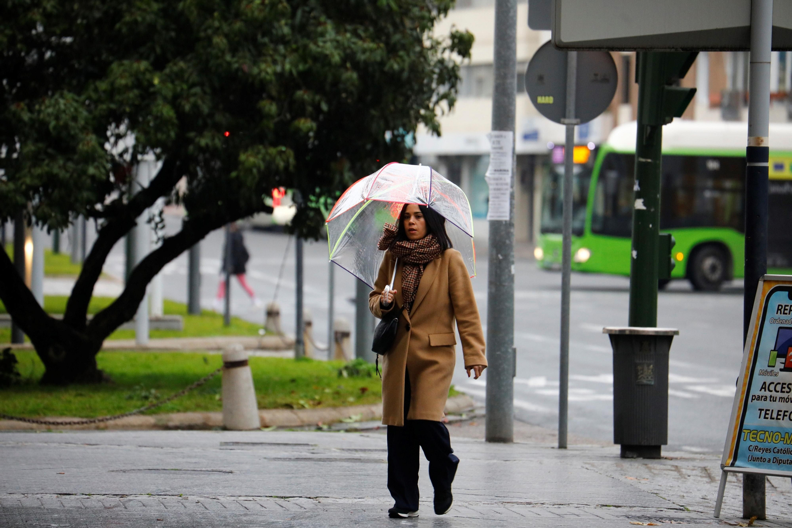 La lluvia vuelve a Córdoba con el paso de la borrasca Hipólito, en imágenes