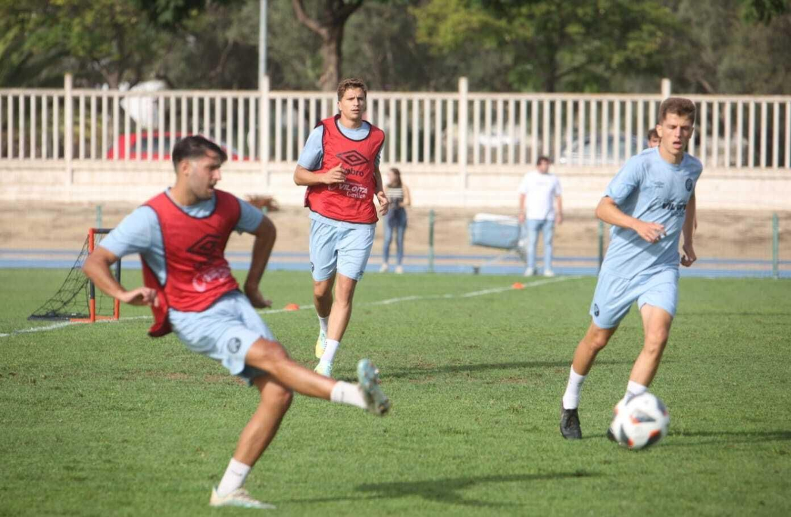 Primer entrenamiento de Francis al frente del Xerez DFC