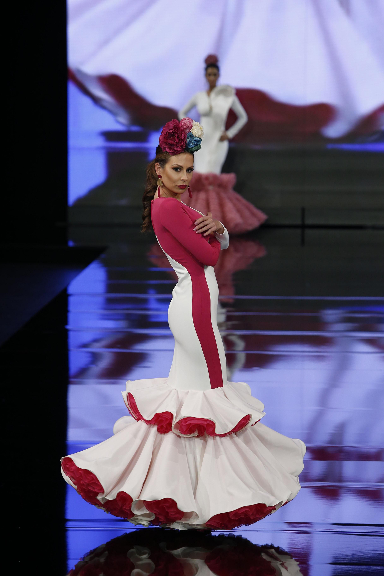 Sugerentes juegos simétricos de Rosapeula en SIMOF 2020.