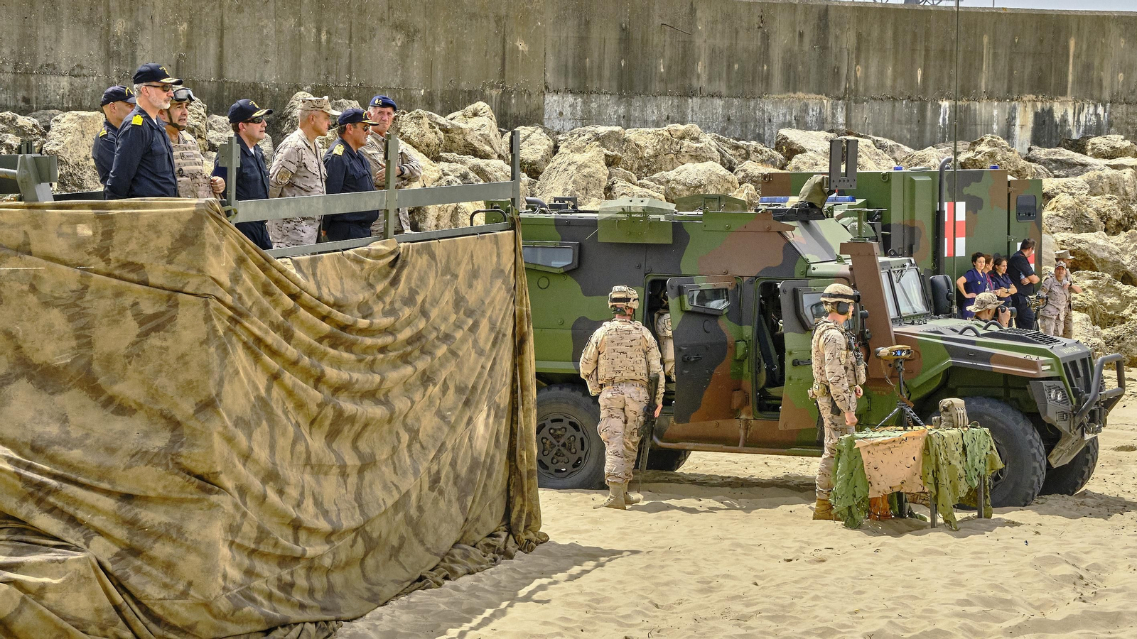 El Rey Felipe VI en las maniobras Flotex 2022