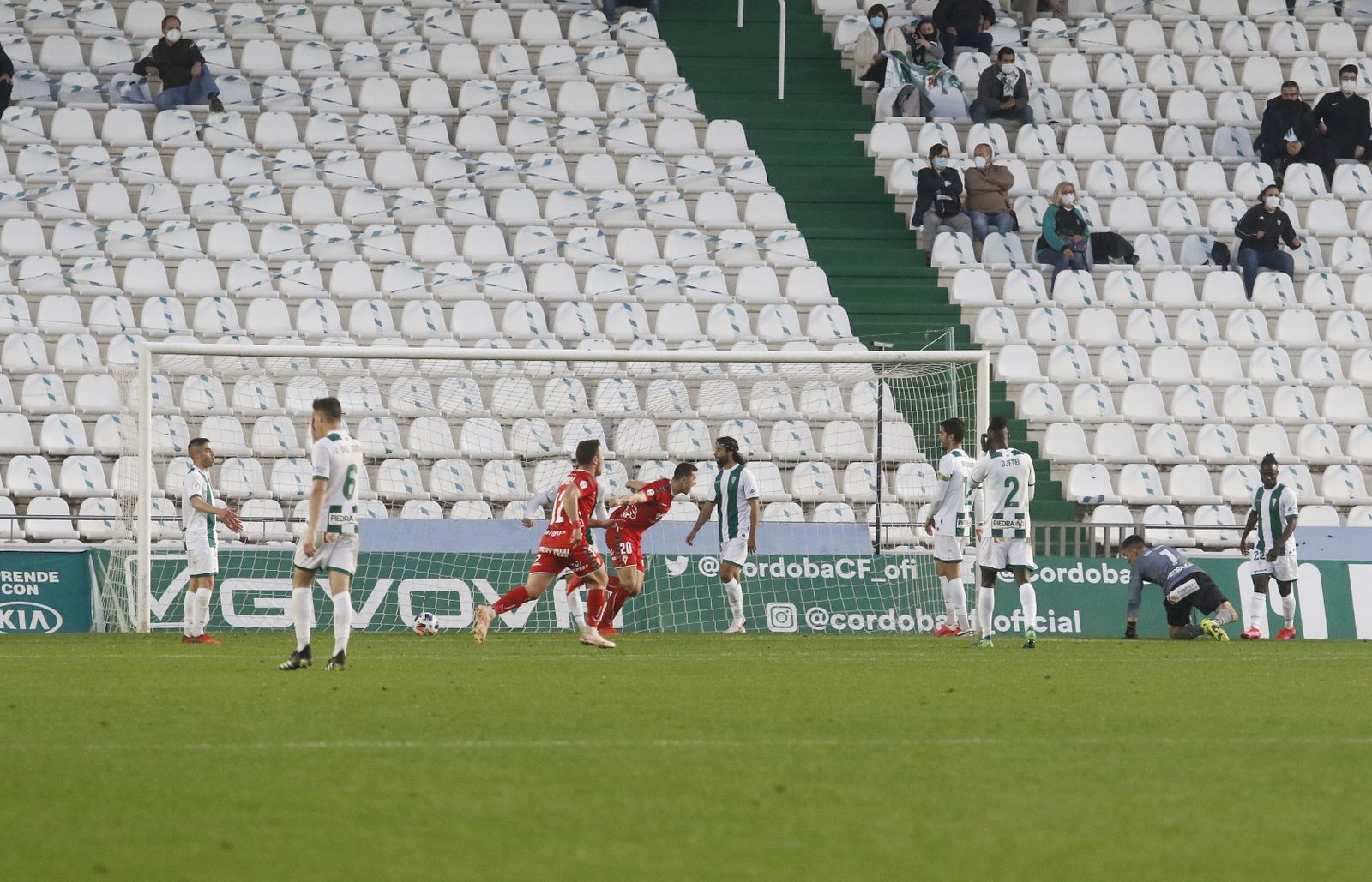 Las fotografías del empate entre el Córdoba CF y el Real Murcia