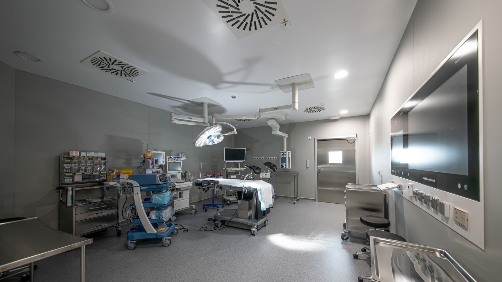 Interior de uno de los quirófanos del centro.