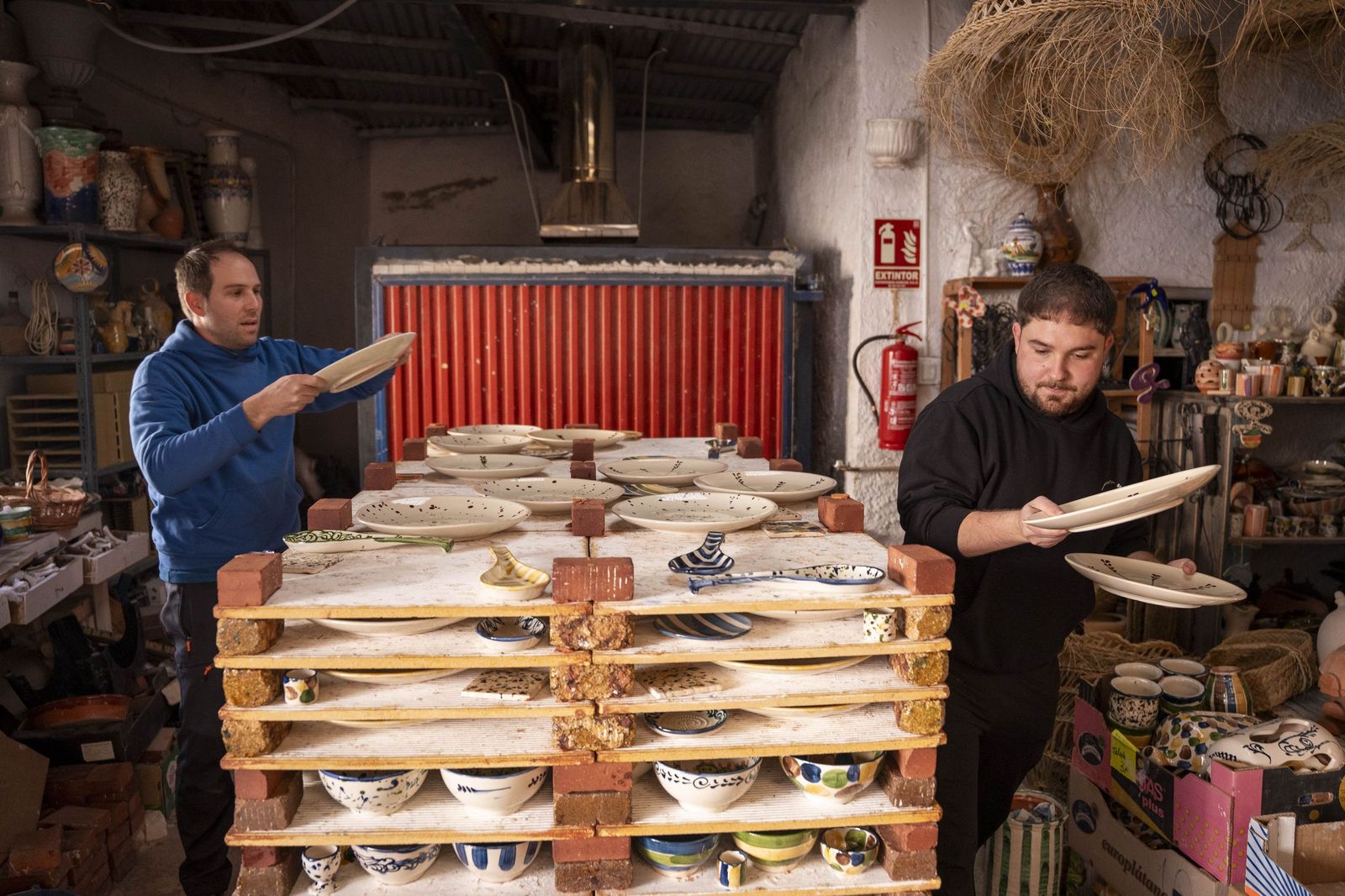 Viaje al centro del corazón alfarero de Níjar, en imágenes