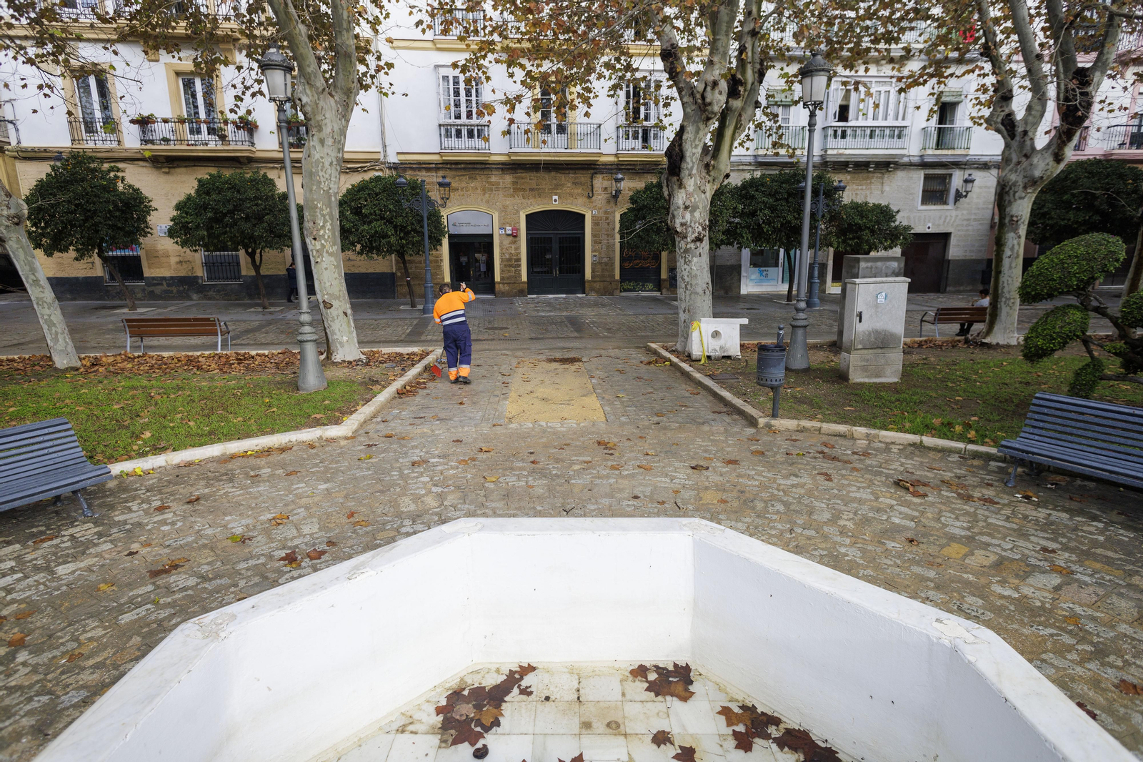 Las imágenes de la apertura de la nueva plaza de España. Las imágenes de la apertura de la nueva plaza de España.