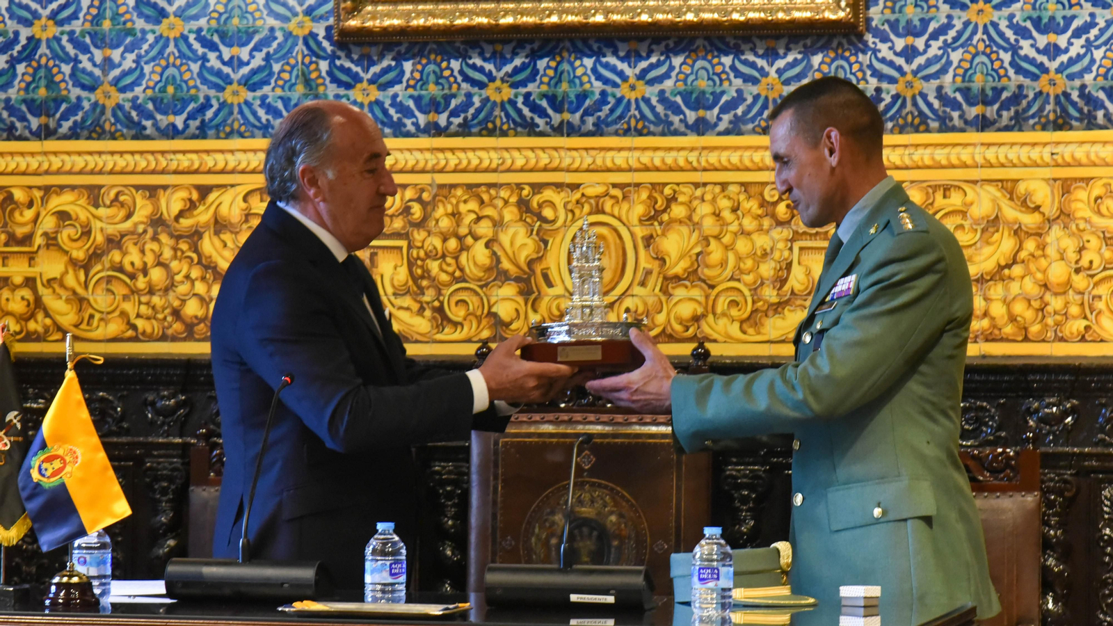 Fotos del Lunes Santo en Algeciras: Desfile de La Legión
