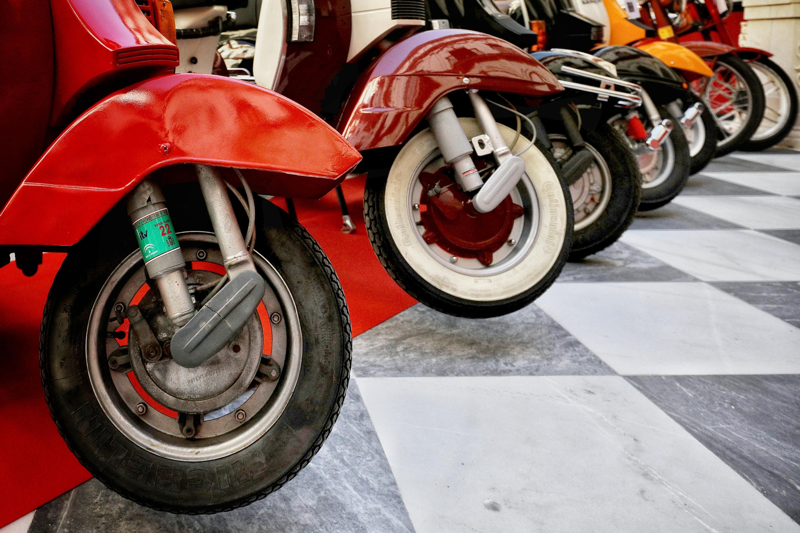 Las imágenes del Mercado de Antigüedades y Coleccionismo en el convento de Santo Domingo