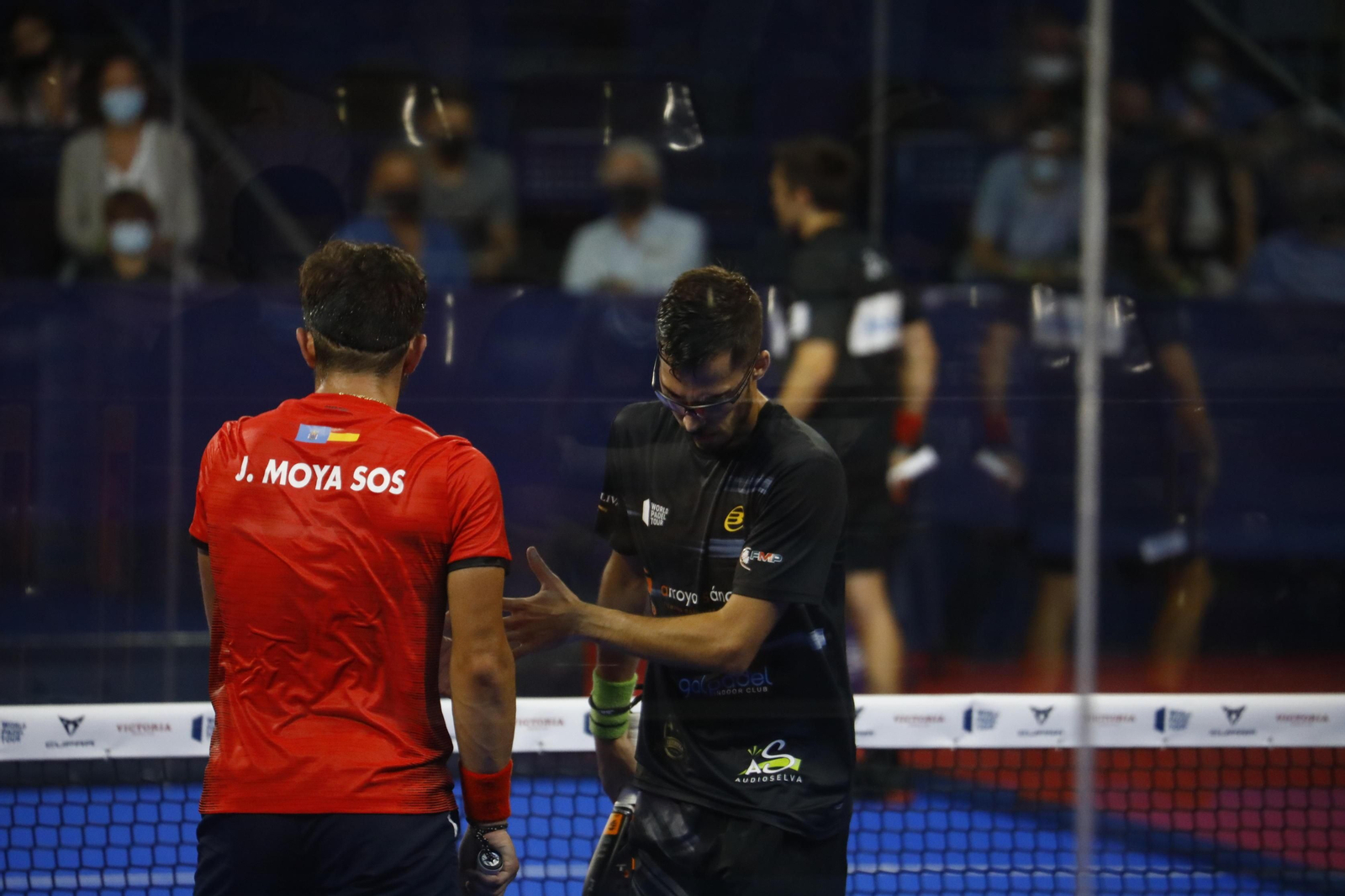 La cara y la cruz de Javi Garrido y Xisco Gil en el World Padel Tour de Córdoba, en imágenes