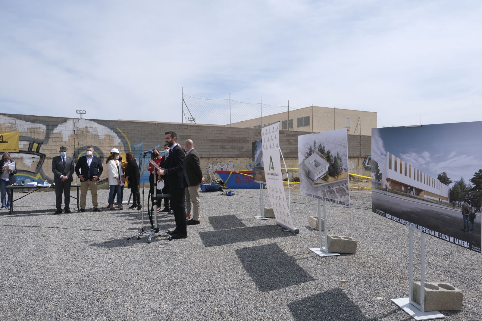 Fotogalería colocación primera piedra Conservatorio Profesional de Danza 'Kina Jiménez' de Almería
