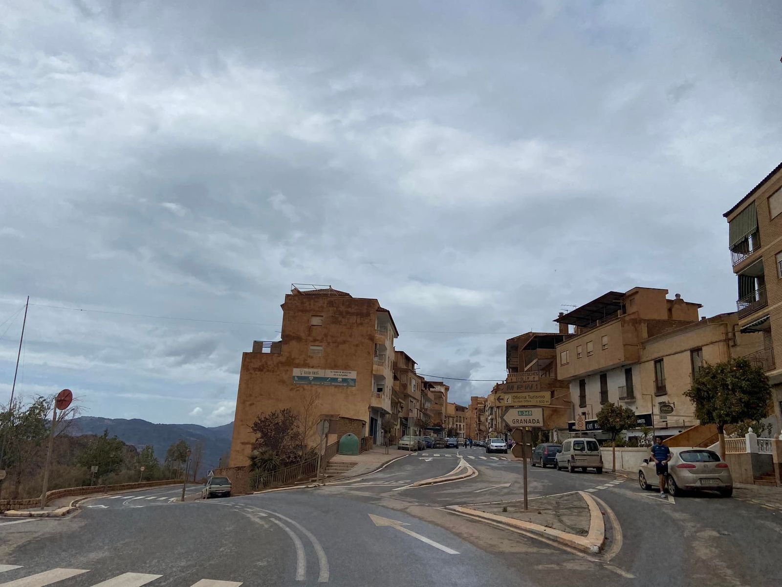 Preocupación en Lanjarón por los daños de la calima en infraestructuras públicas y privadas