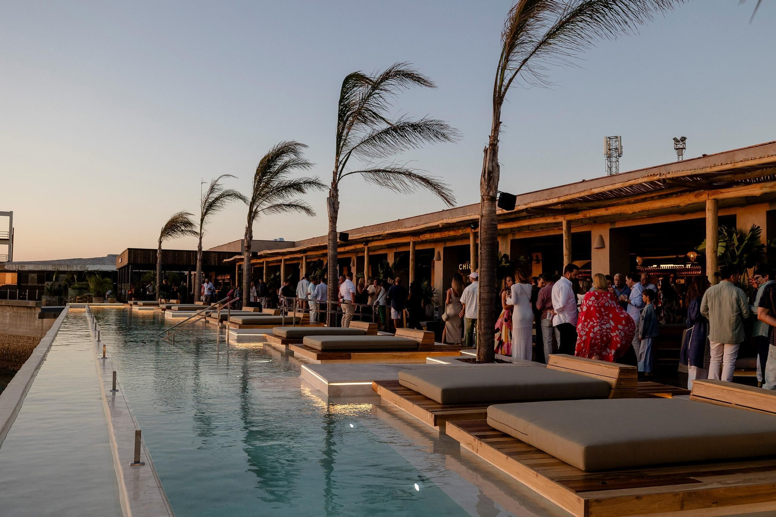 Inauguración de Calachica en la Punta de San Felipe en Cádiz.