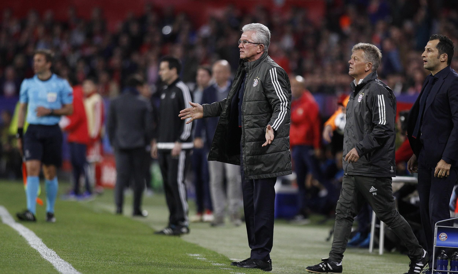 Las imágenes del Sevilla-Bayern Múnich