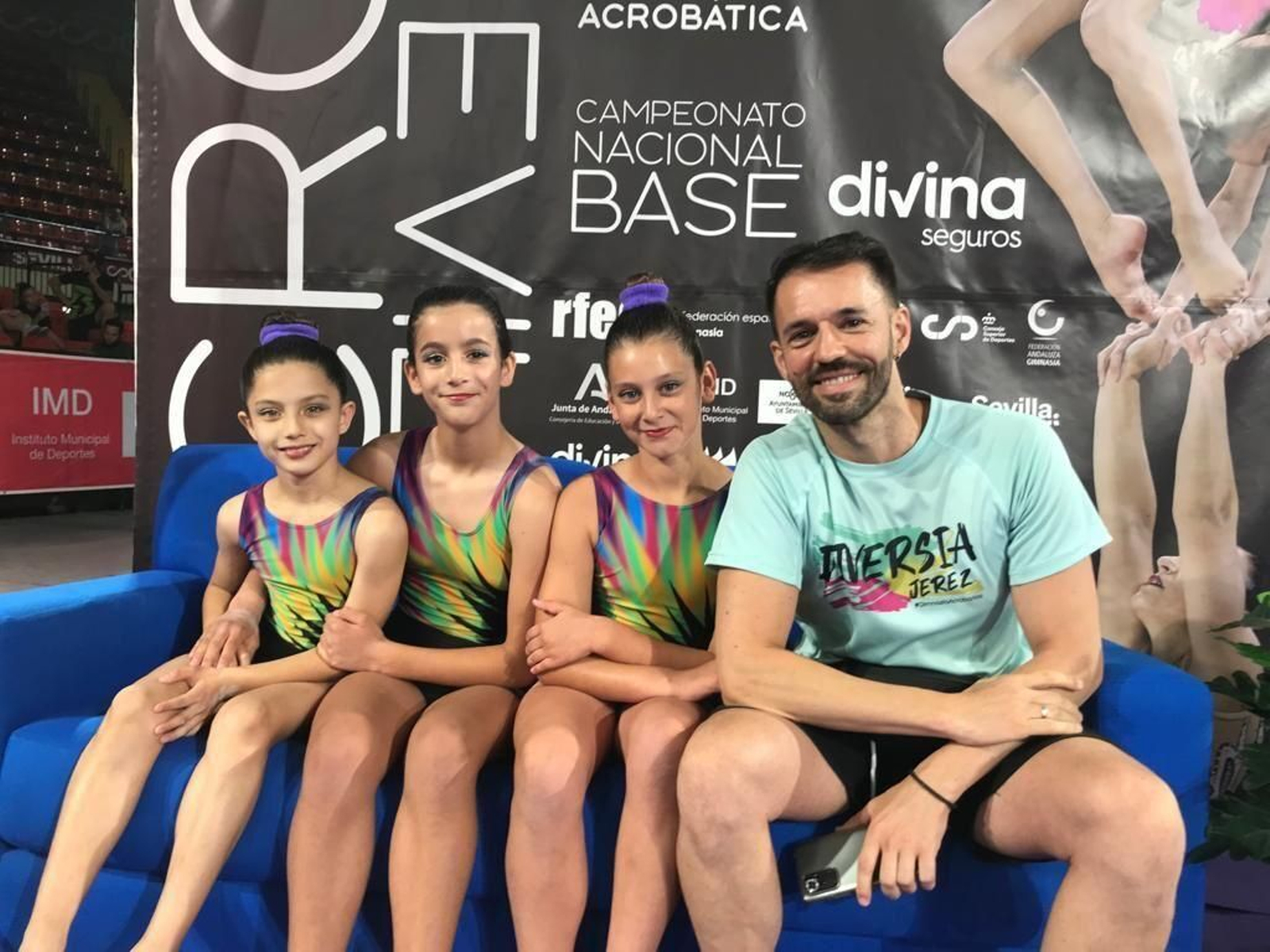 Cayetana Vega, Lilia Sánchez y Mar Horrillo, campeonas de España alevín. Cayetana Vega, Lilia Sánchez y Mar Horrillo, campeonas de España alevín.