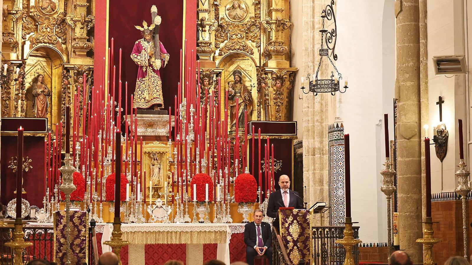 Francisco Mendoza, responsable de Relaciones Institucionales y Comunicación de El Corte Inglés presenta la Exaltación
