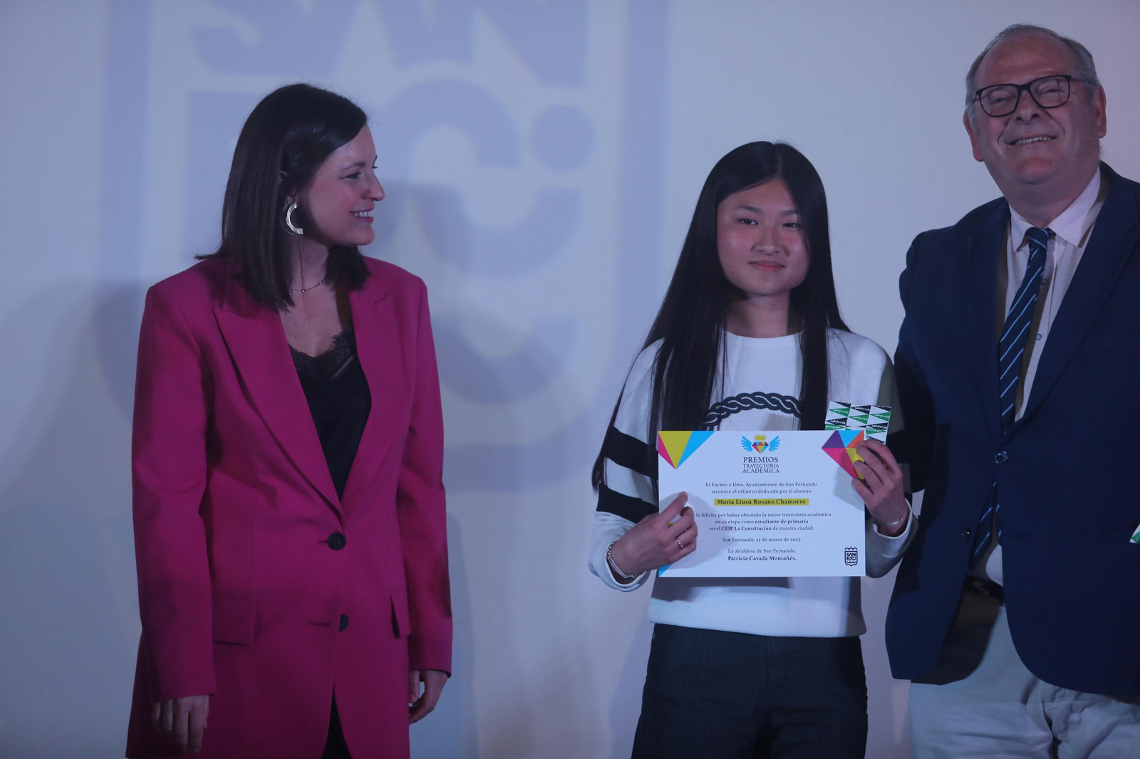 Las imágenes del acto de entrega de premios a los mejores expedientes académicos en San Fernando