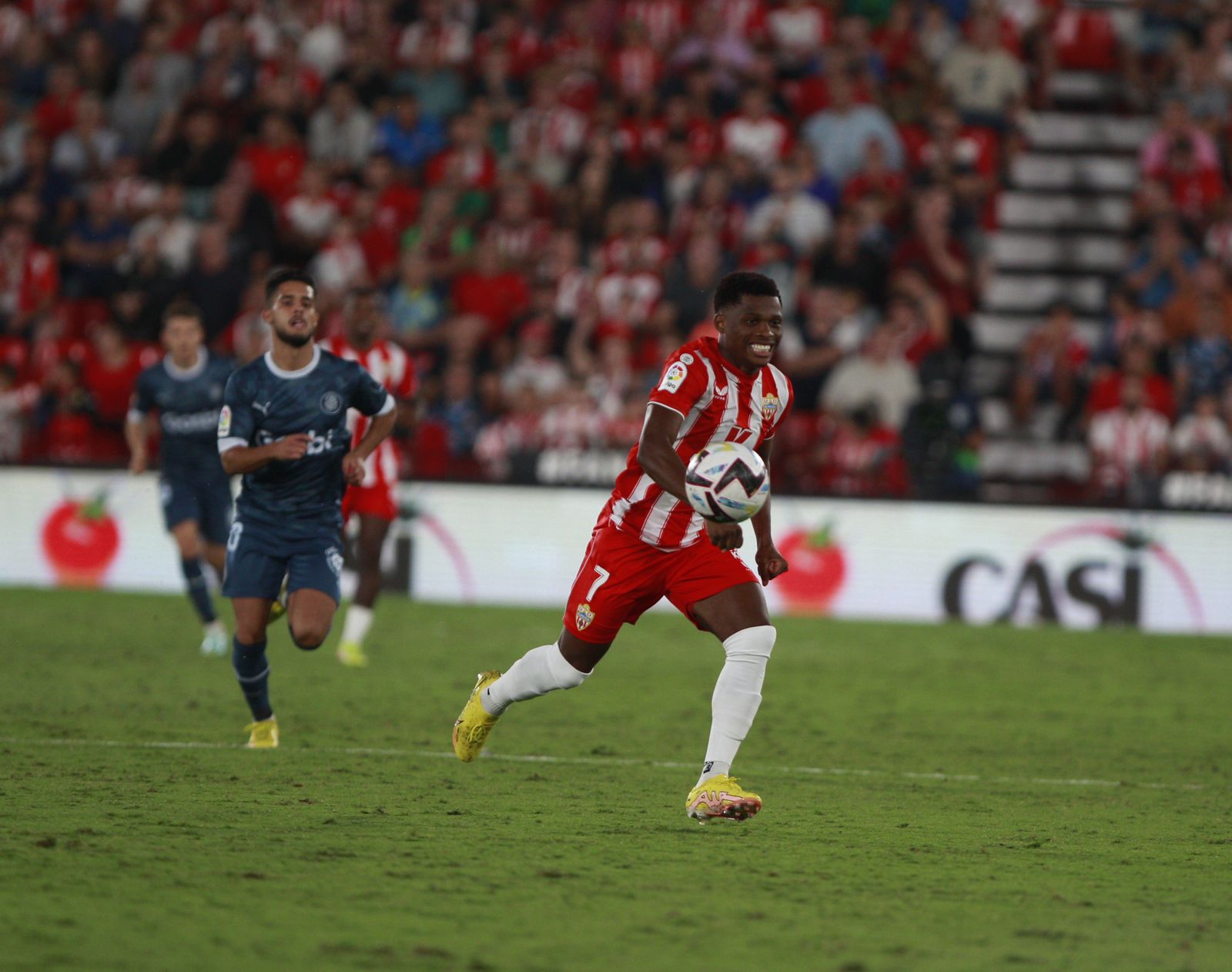 Imágenes del partido de fútbol U.D. Almería-Girona F.C.