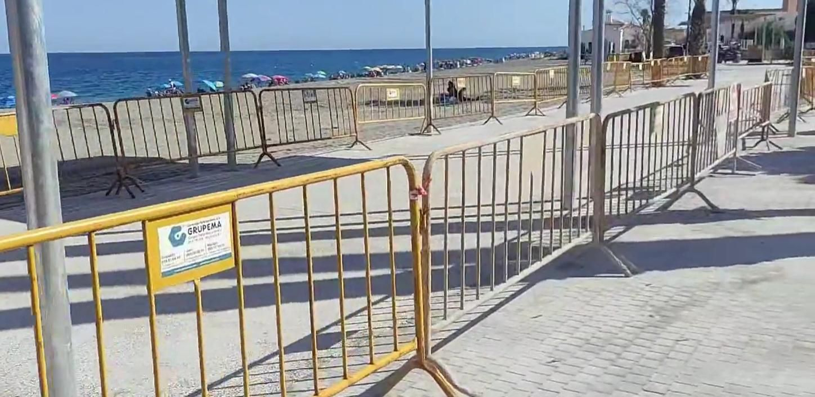 Critican la inauguración del paseo marítimo de Calahonda pese a no estar terminado